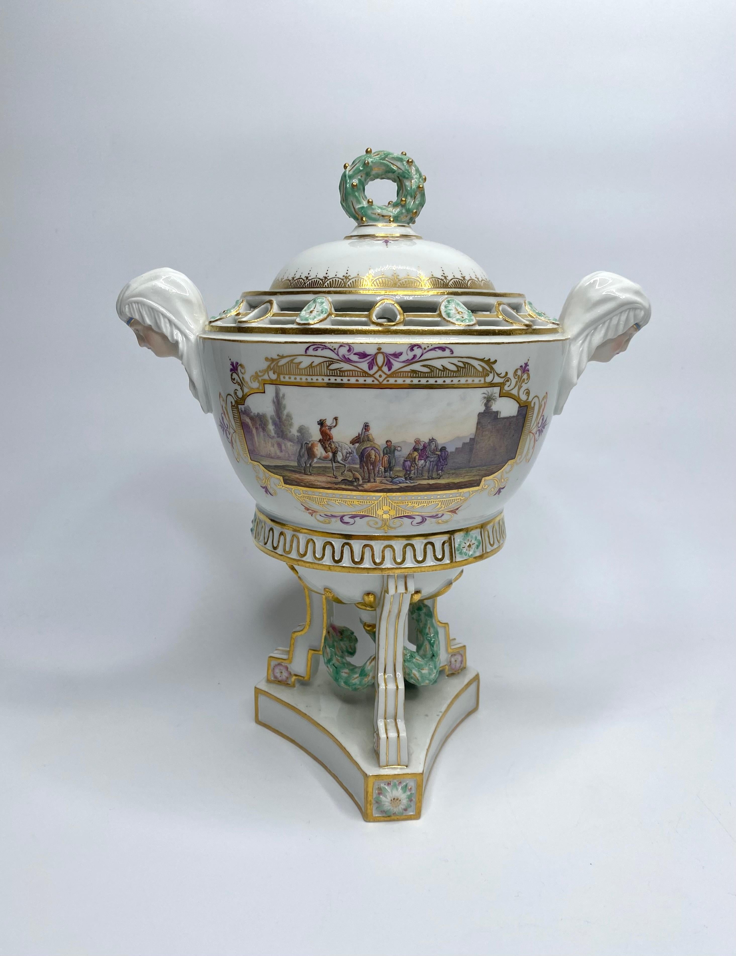 German Pair of Meissen porcelain pot pourri & covers, c. 1870. For Sale