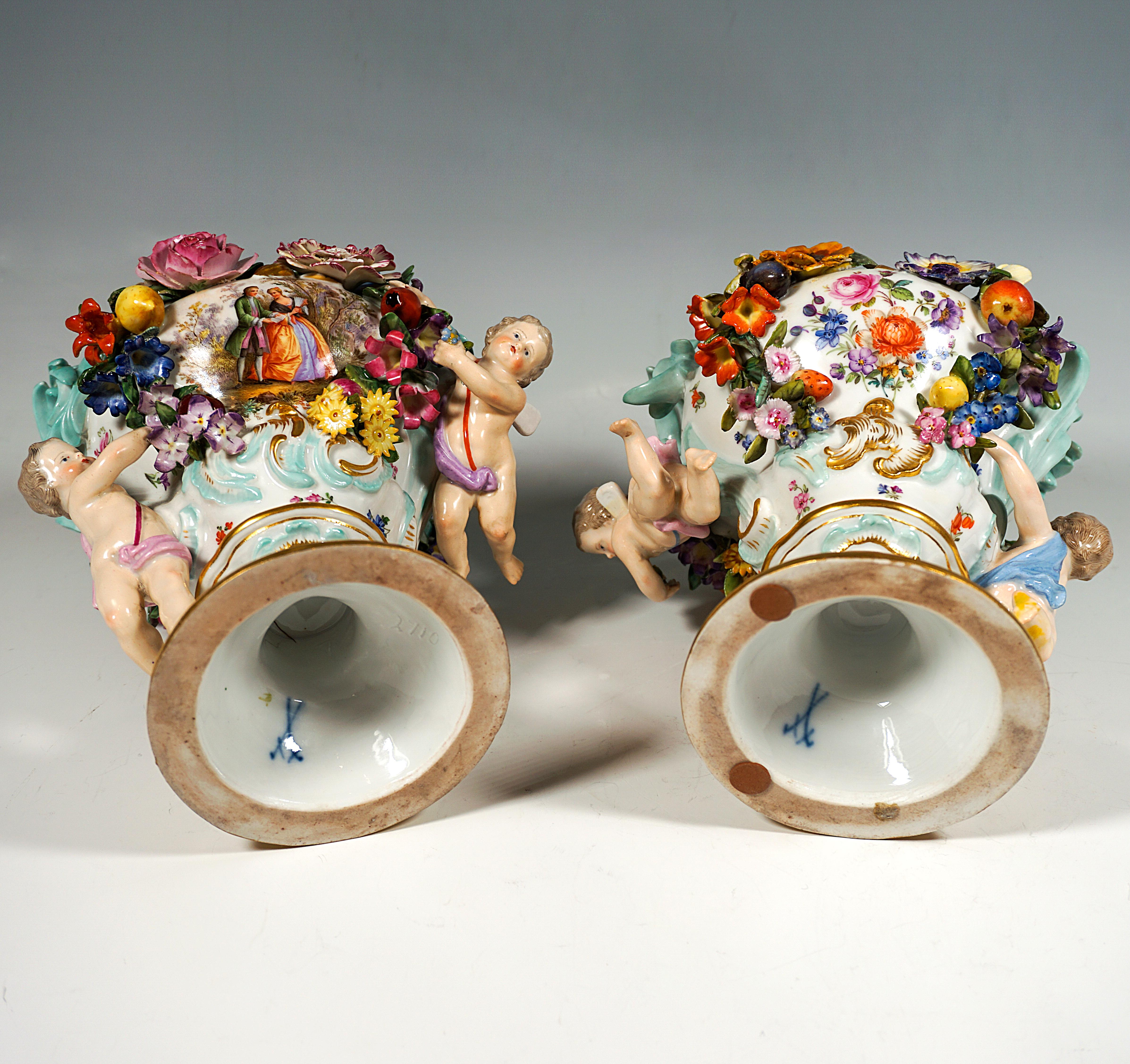 Pair Of Meissen Splendid Lidded Vases 'Potpourri With Cupids', Kaendler, Ca 1870 1