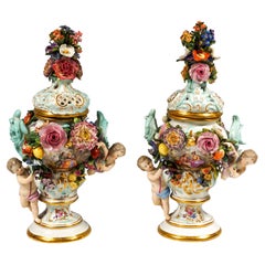 Antique Pair Of Meissen Splendid Lidded Vases 'Potpourri With Cupids', Kaendler, Ca 1870