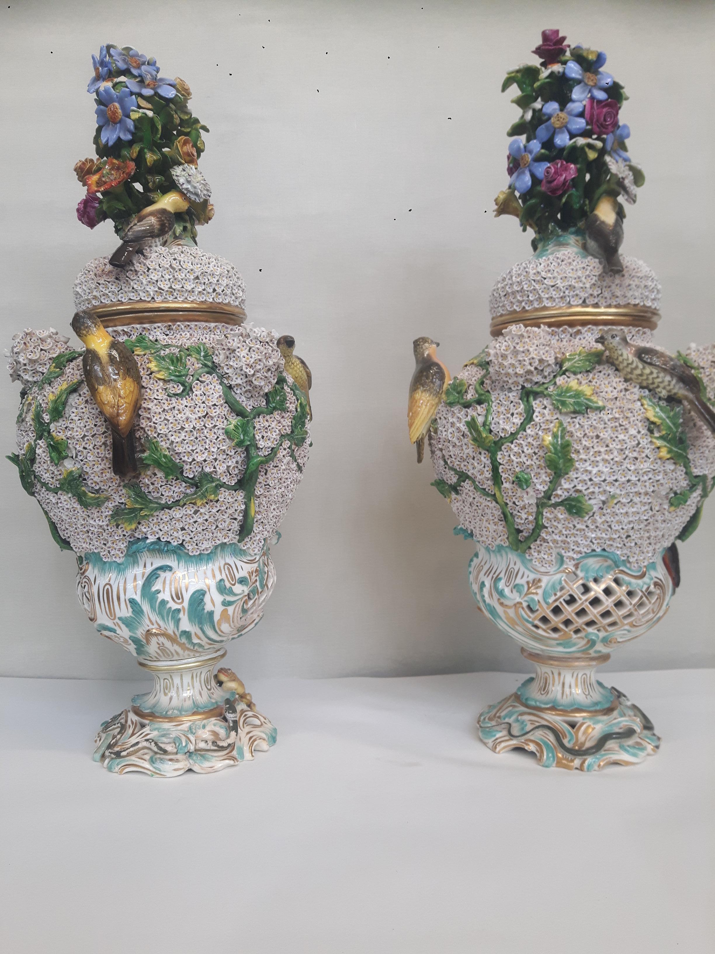 19th Century Pair of Meissen Style 'Schneeballers' Vases For Sale