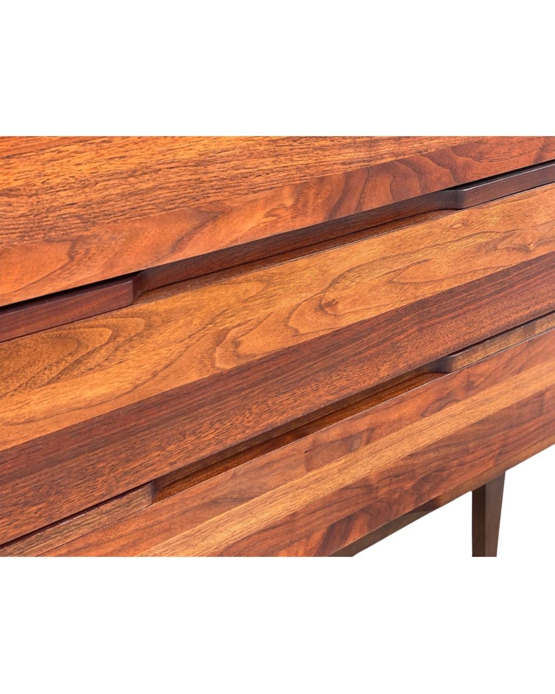 Pair of Mel Smilow for Smilow-Thielle Midcentury Bachelors Chests in Walnut 2