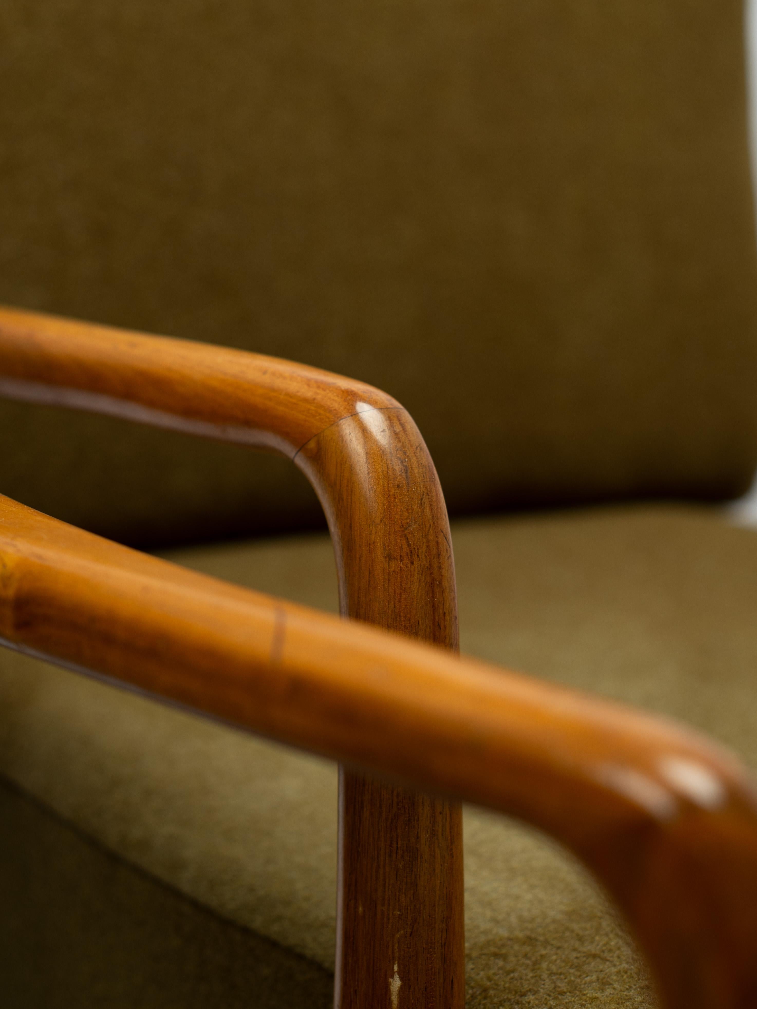 Pair Of Mel Smilow Railback Lounge Chairs For Smilow-Thiele For Sale 6