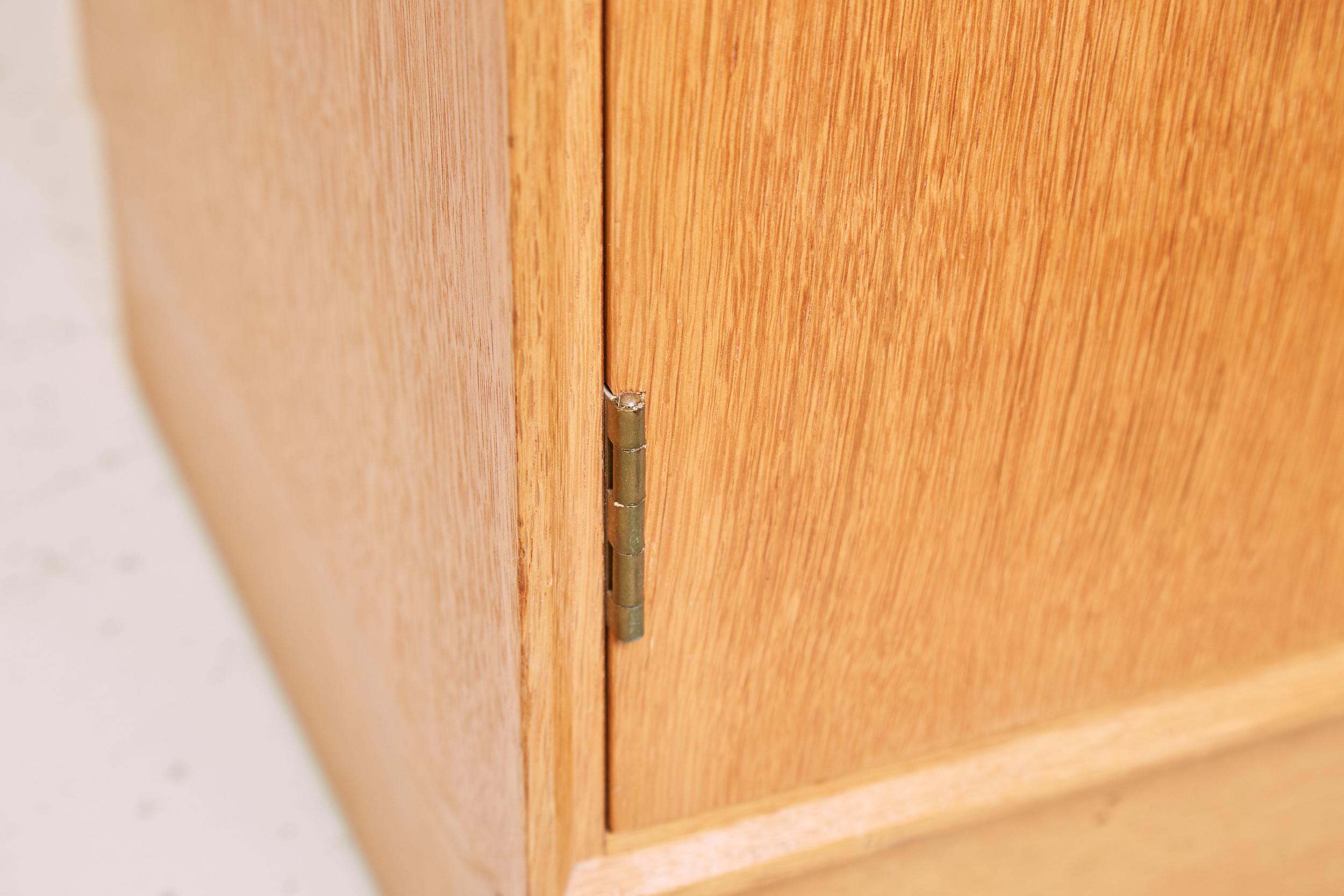 Pair of Meredew Bedside Cabinets in Oak, 1950s 5