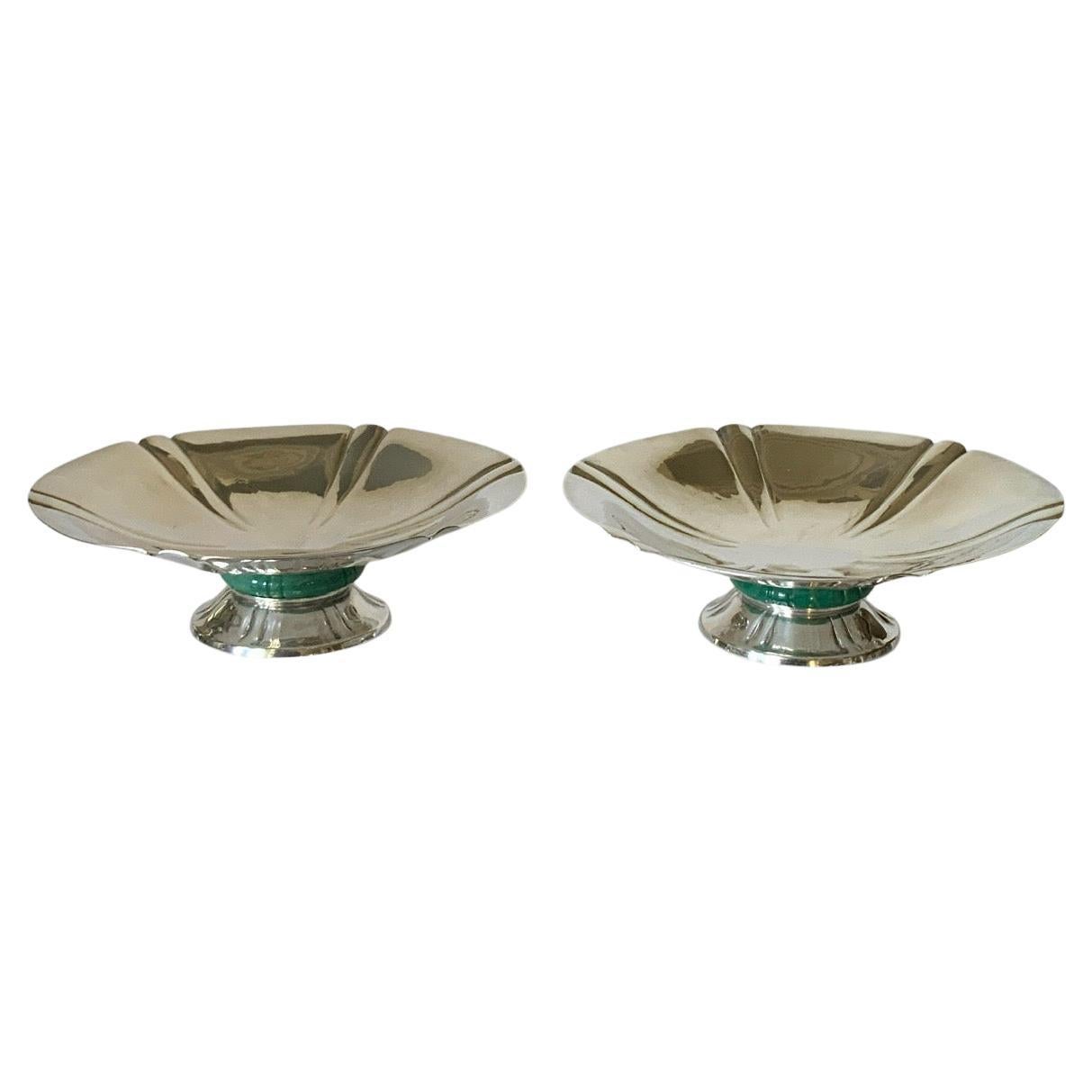 Pair of Meriden Britannia Co. Palladiant Sterling Silver Aventurine Tazza For Sale