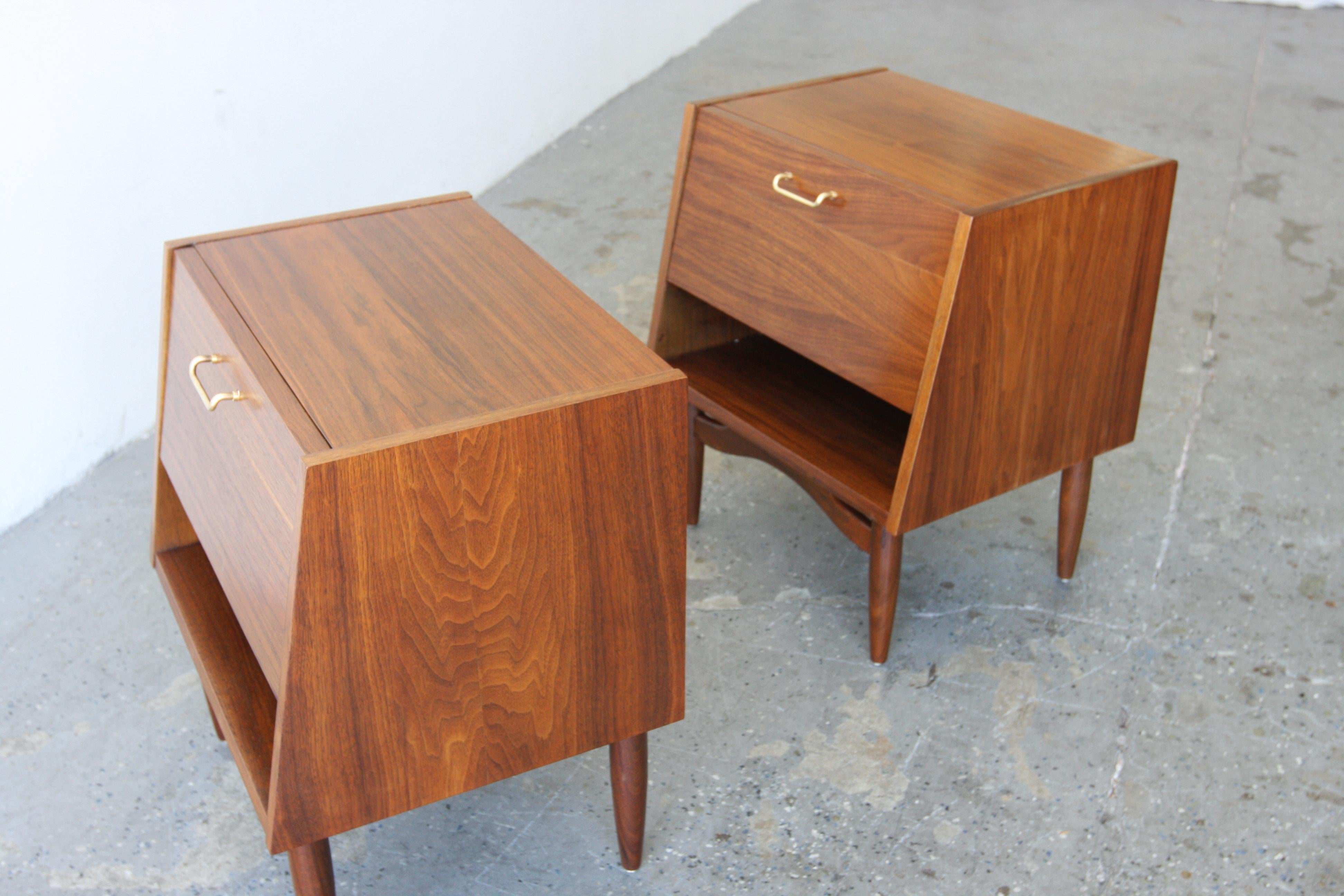 Brass Pair of Merton Gershun for American of Martinsville Mid Century Nightstands For Sale
