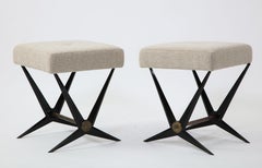 Paar Tournus-Hocker aus Metall und Boucle