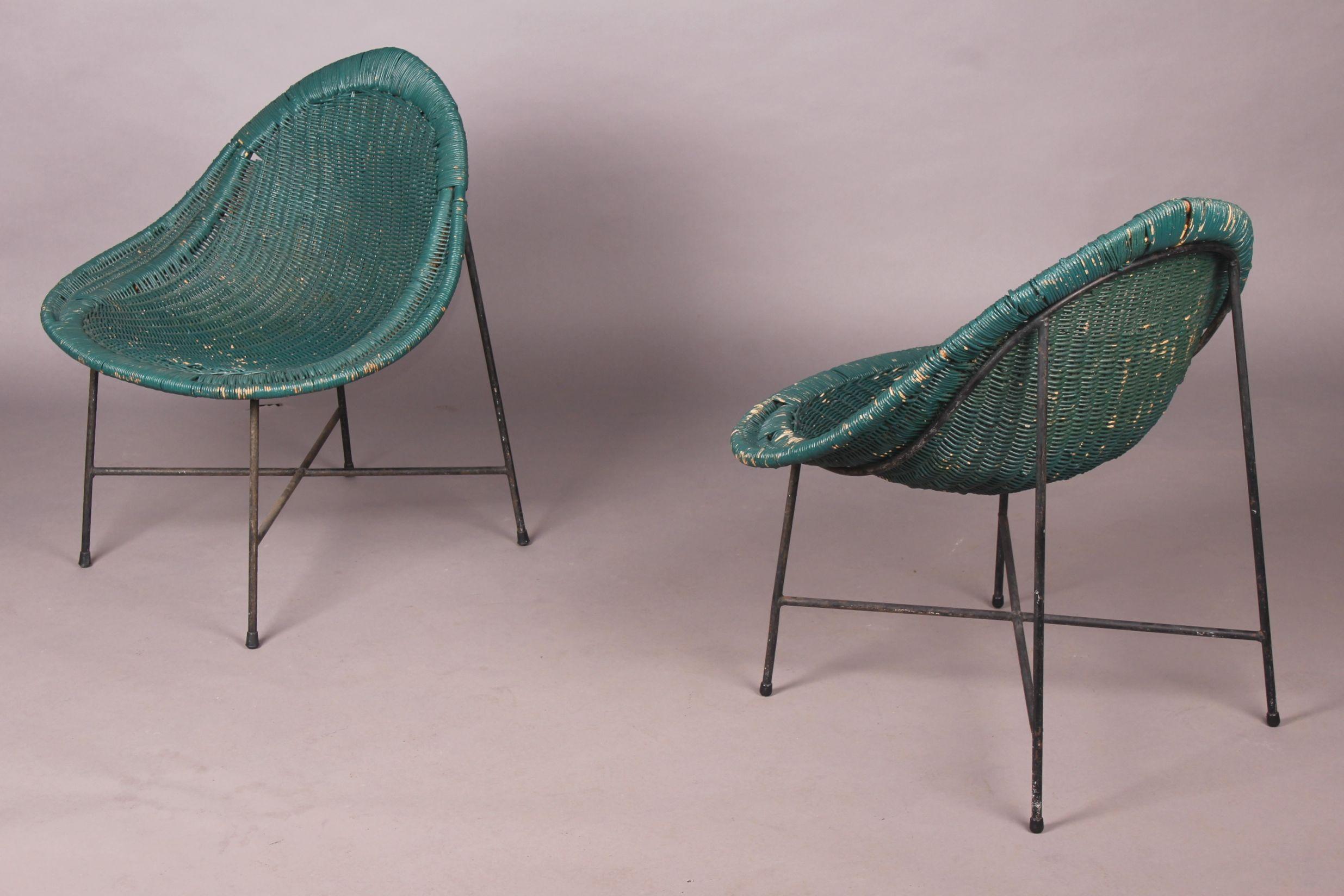 Pair of Metal and Cane Armchairs In Distressed Condition In grand Lancy, CH
