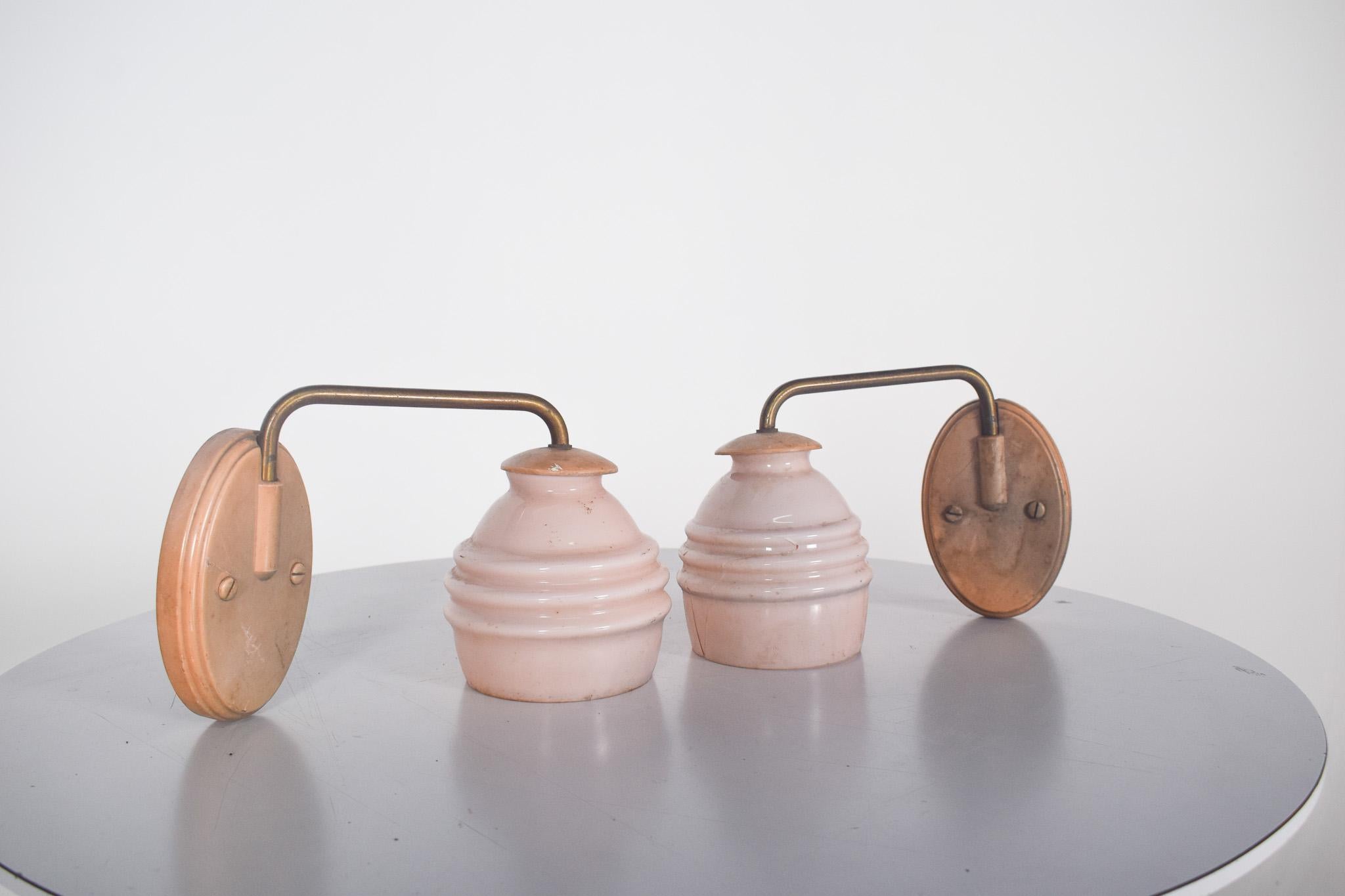 Pair of Metal and Pink Glass Wall Lights In Distressed Condition For Sale In Lisboa, Lisboa