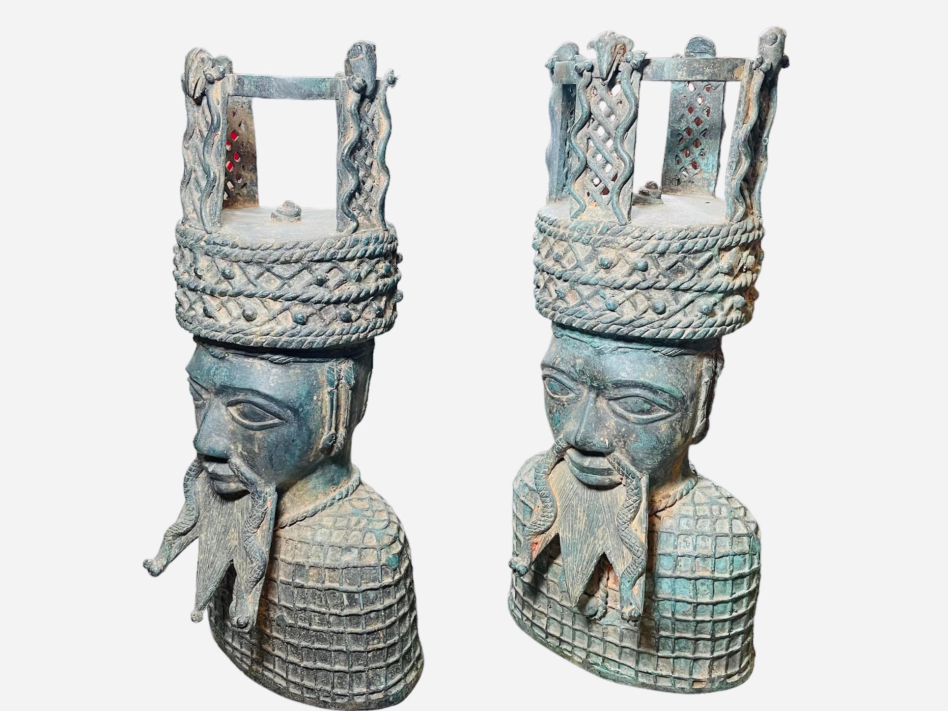 Exportation chinoise Paire de bustes asiatiques pour hommes en vente