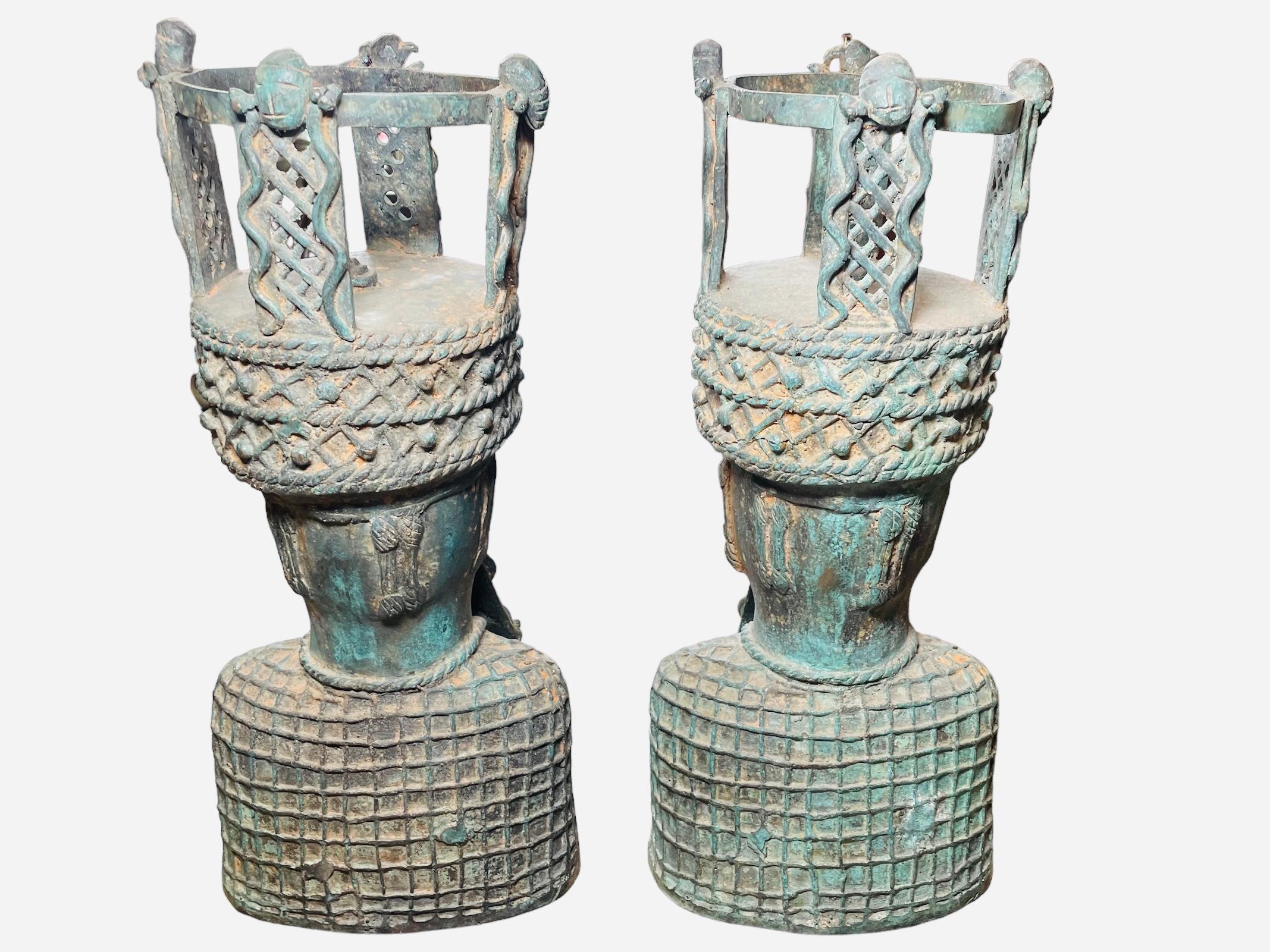 Métal Paire de bustes asiatiques pour hommes en vente