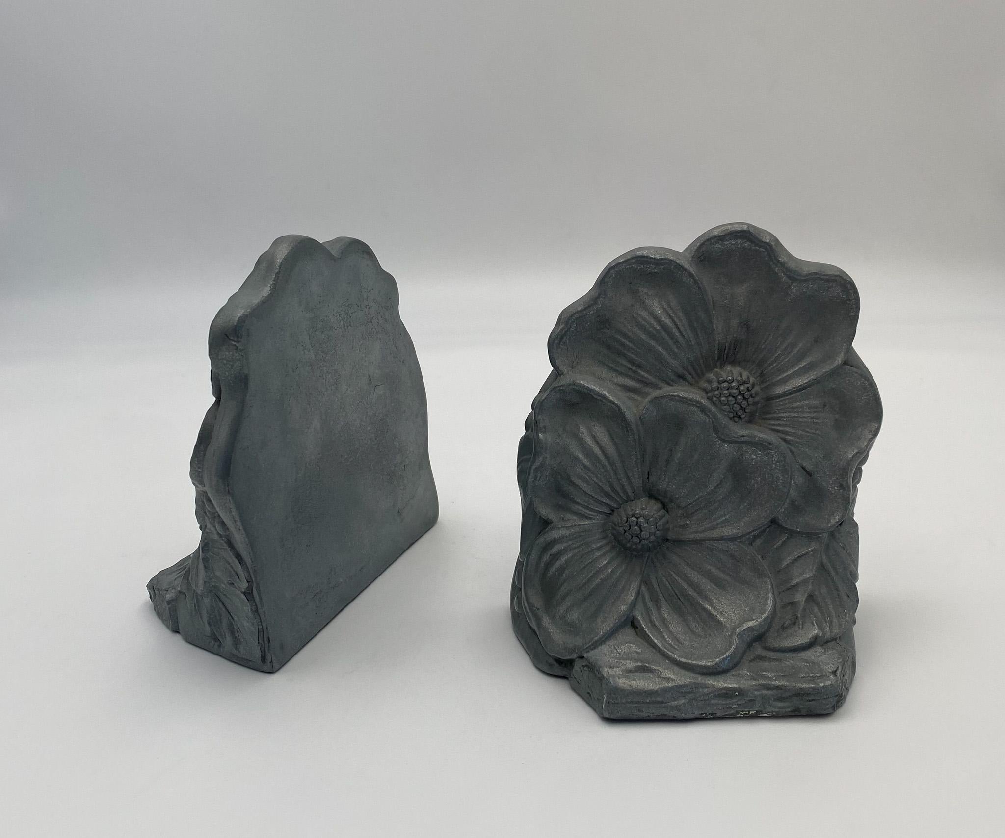 Pair of Metal Flower Bookends, 1960's  For Sale 6
