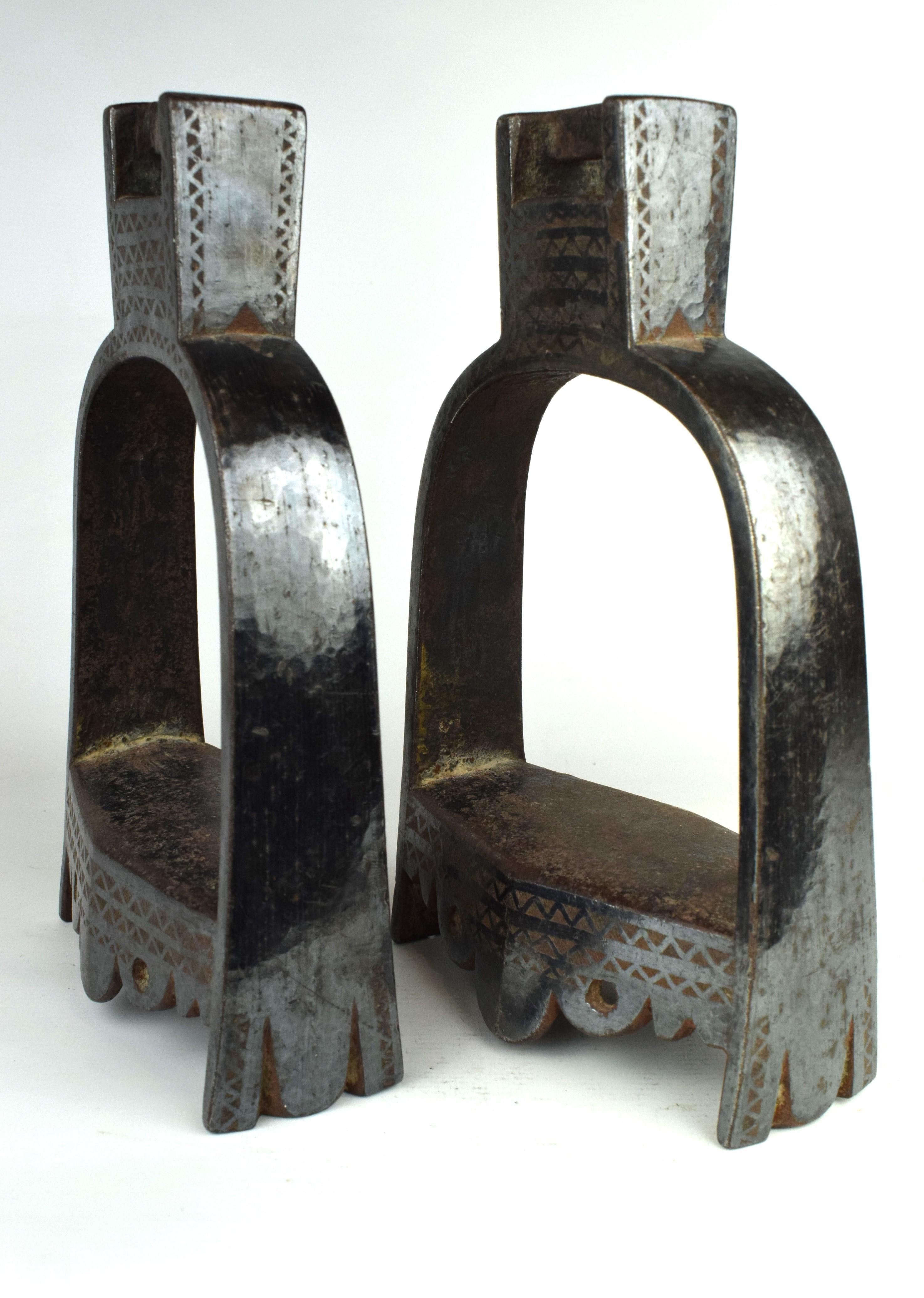 Anglo Raj Pair of Metal Mughal Horse Stirrups with Silver Inlay, 19th Century For Sale