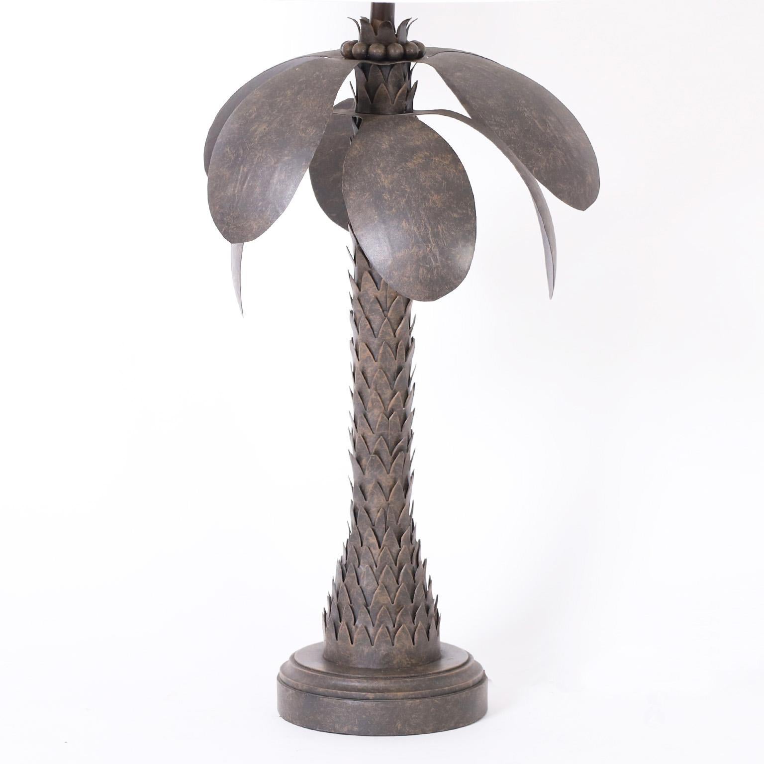 Mid-Century Modern Paire de lampes de table en métal avec palmier