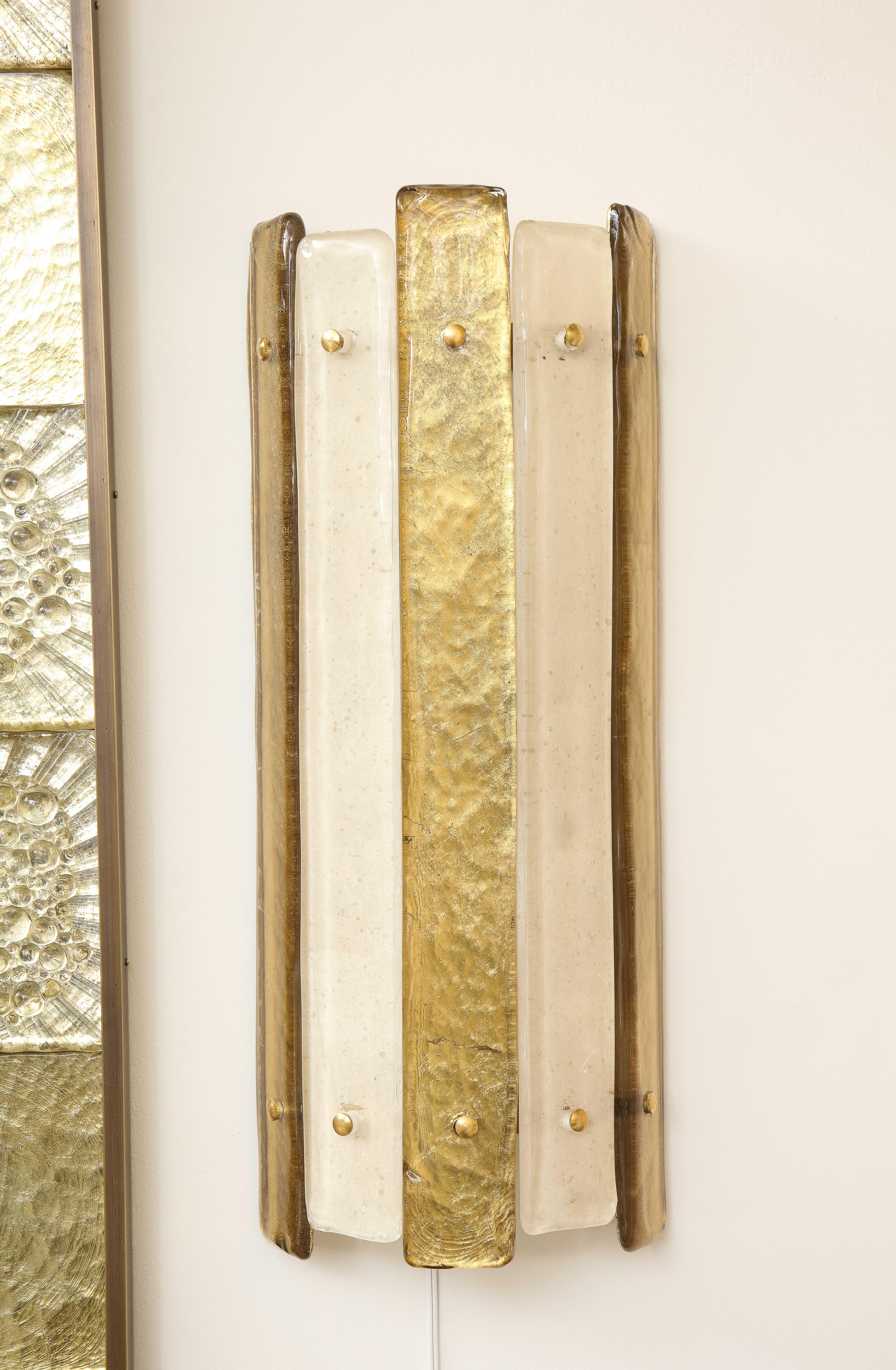 Pair of Metallic Gold and White Murano Glass and Brass Sconces, Italy, 2022 For Sale 2