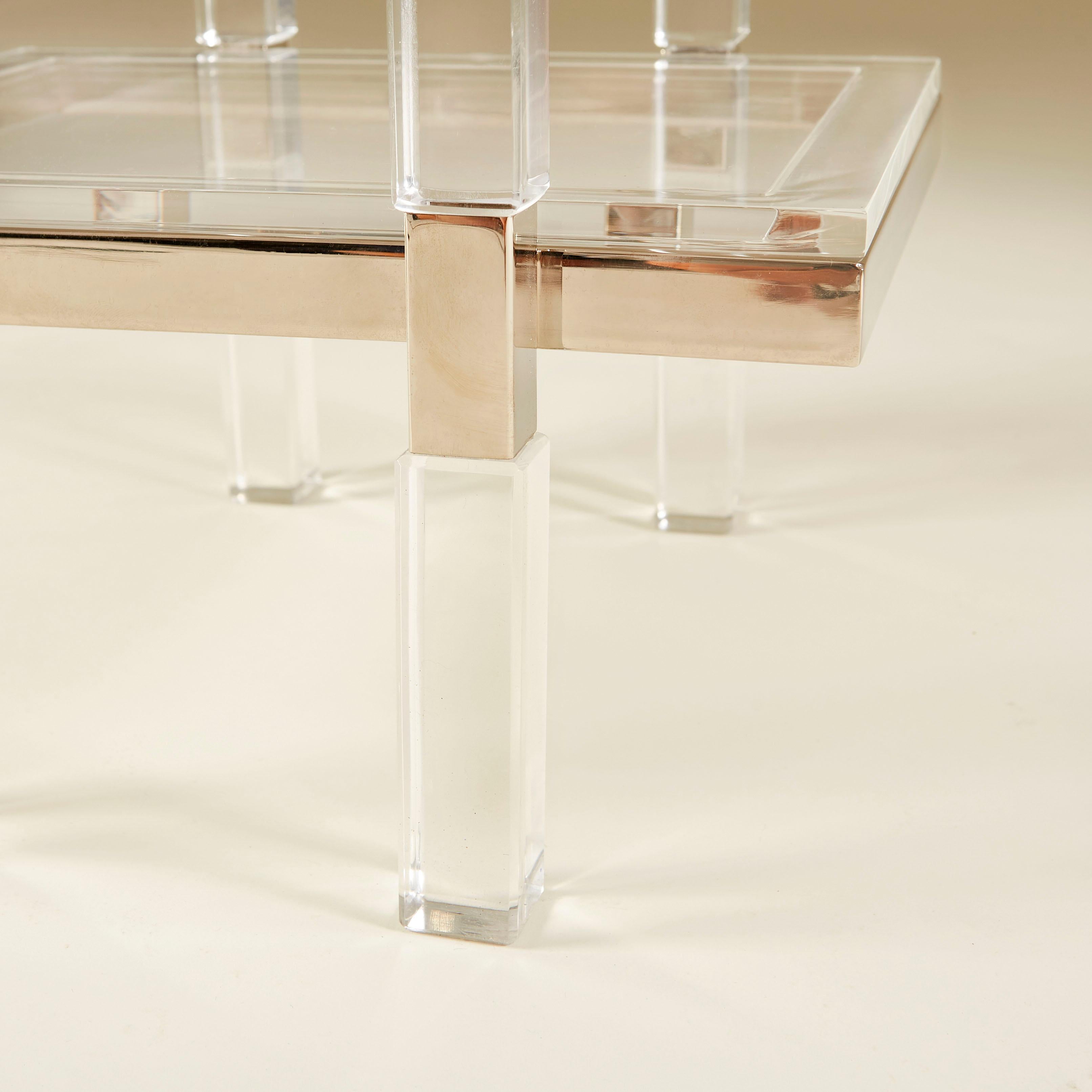 Paire de tables d'appoint Metric en nickel poli et Lucite de Charles Hollis Jones en vente 1