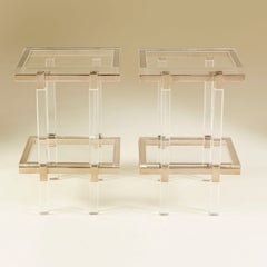 Paar Metric-Beistelltische aus poliertem Nickel und Lucite von Charles Hollis Jones