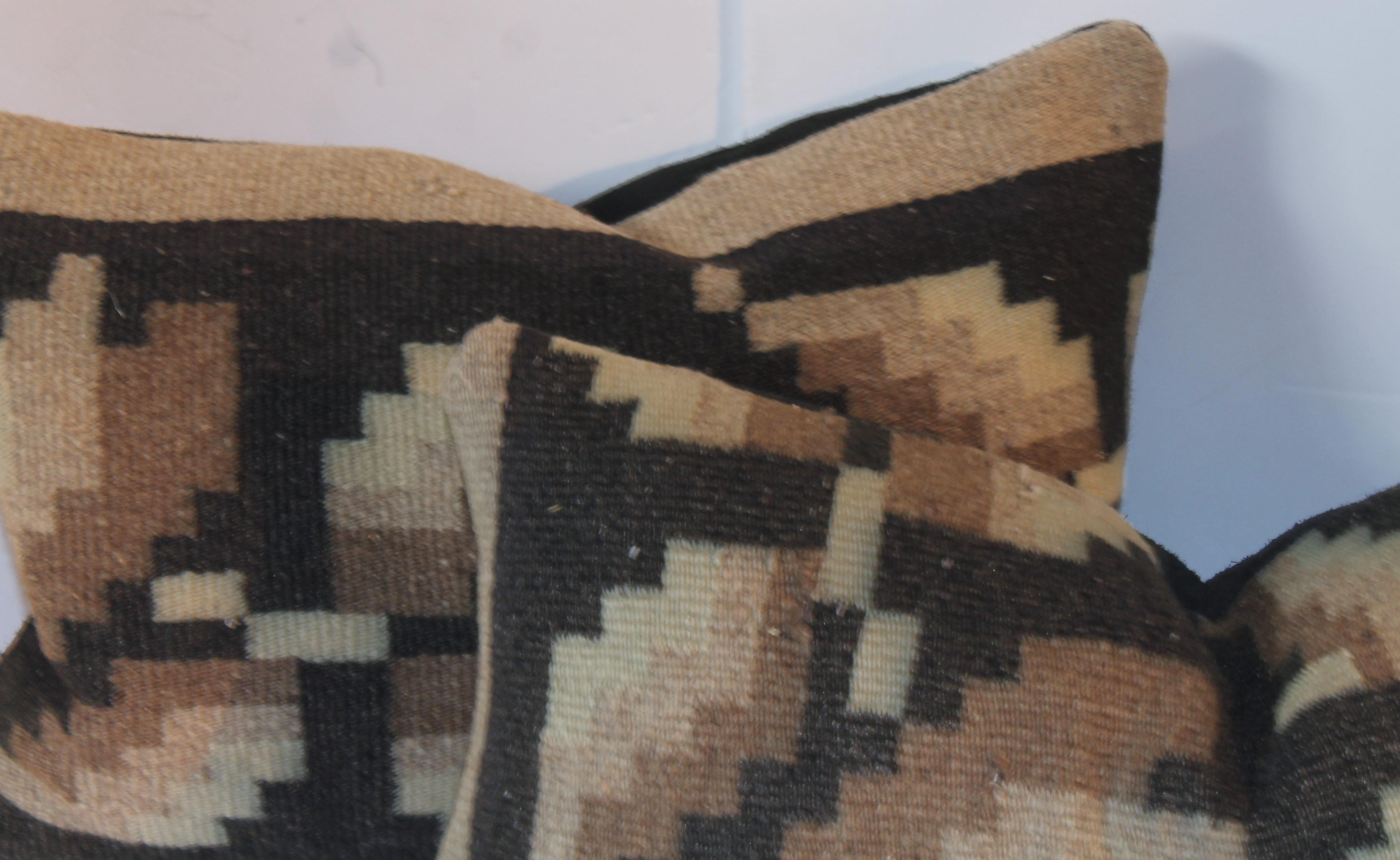 20th Century Pair of Mexican / American Indian Weaving Bolster Pillows For Sale