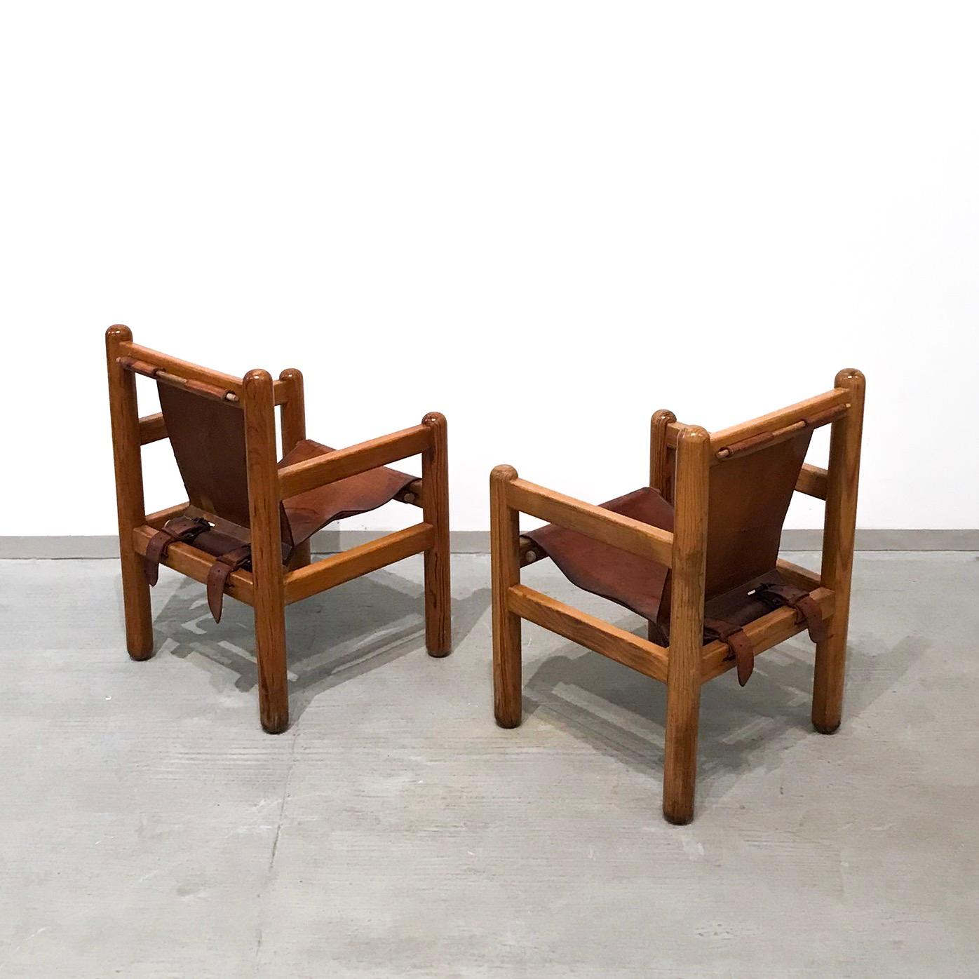 Pair of Mexican Armchairs In Excellent Condition For Sale In Mexico City, CDMX