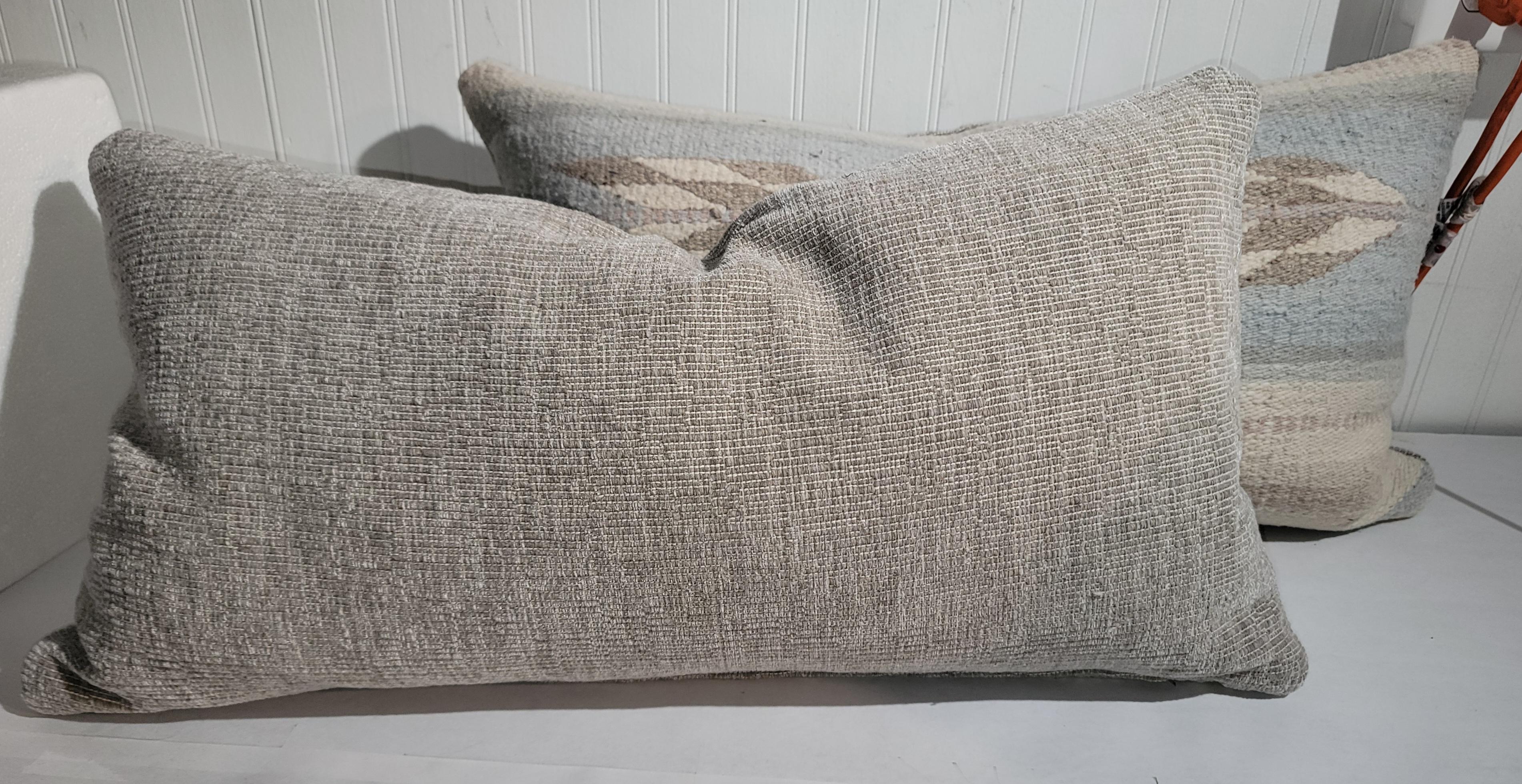 Paar mexikanische, indische Serape-Kissen aus Wolle im Zustand „Gut“ im Angebot in Los Angeles, CA