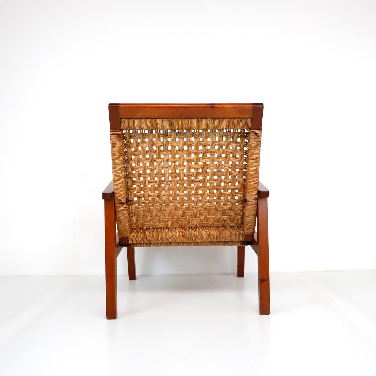 Mid-20th Century Pair of Mexican Mid-Century Modern Woven Lounge Chairs