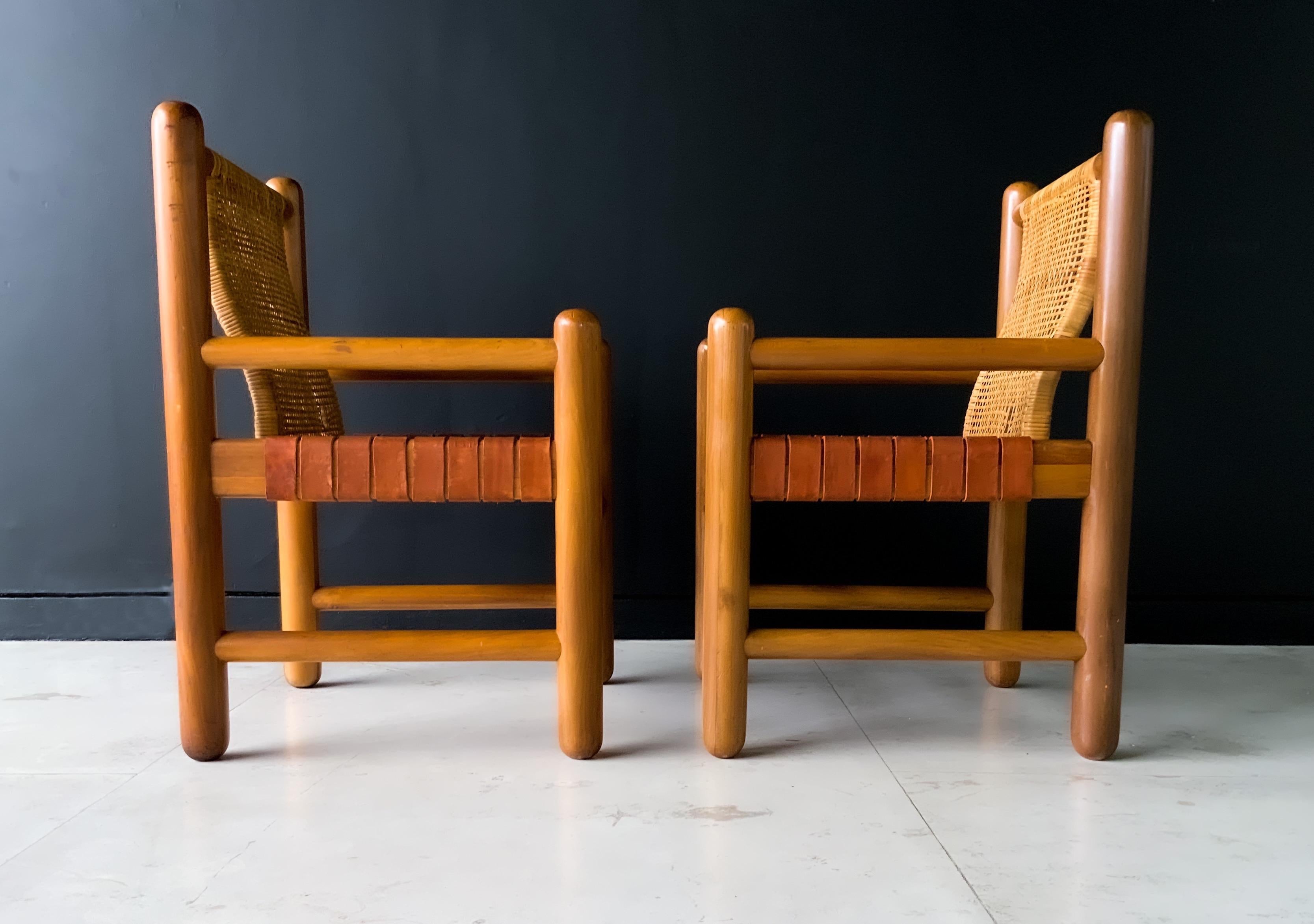 Mid-20th Century Pair of Mexican Modern Armchairs For Sale