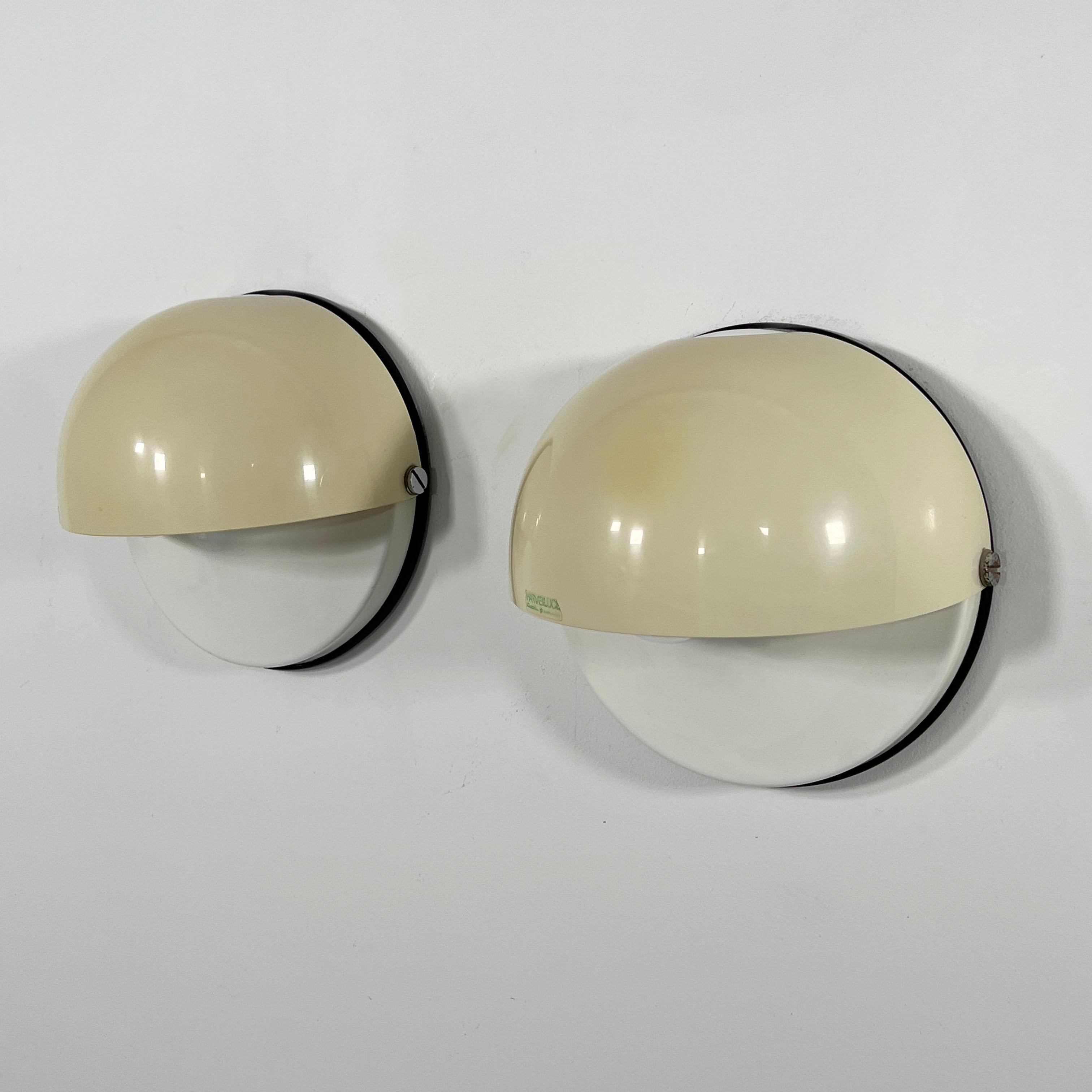 Late 20th Century Pair of Mezzanotte Wall Lights from Guzzini, 1970s