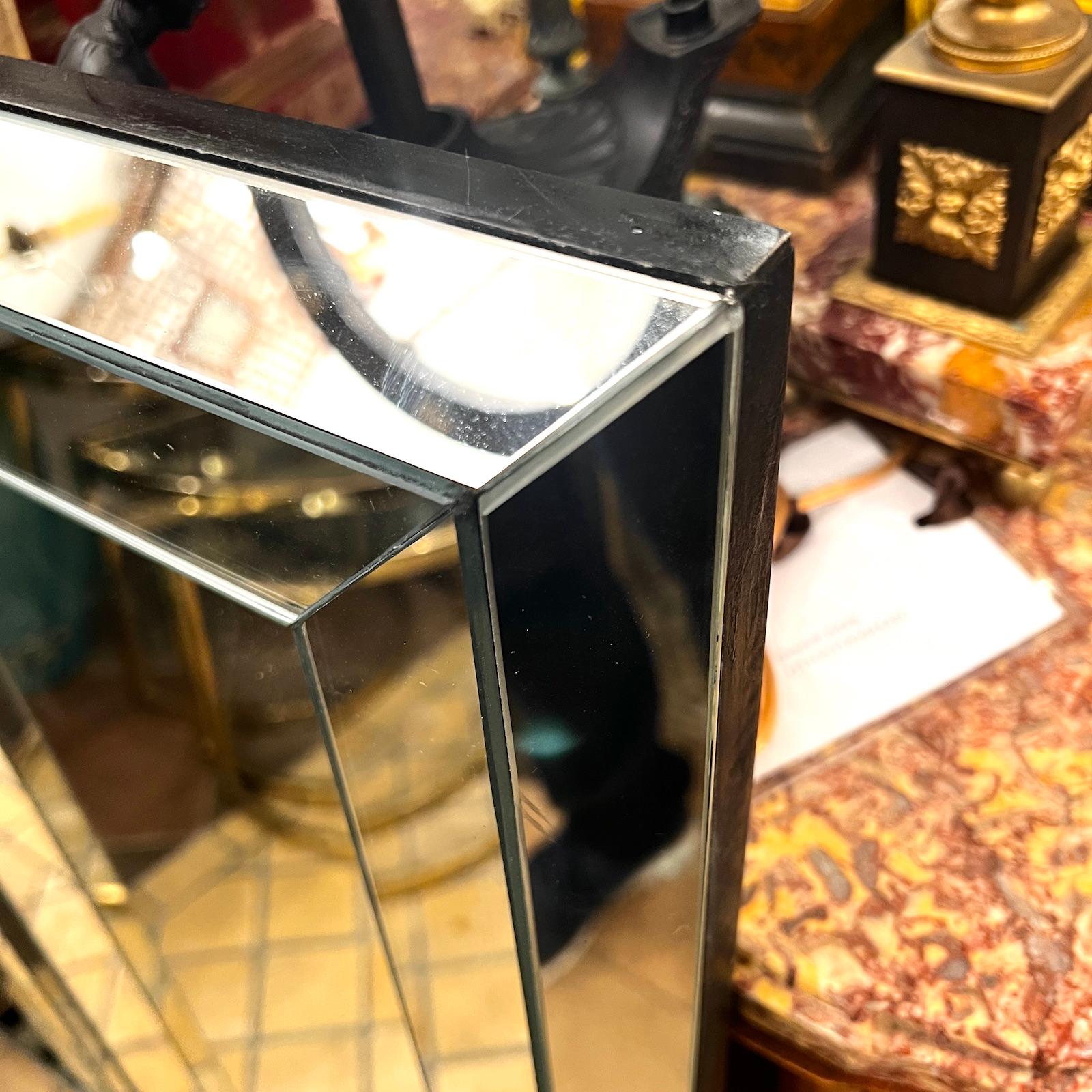 Paire de miroirs mi-siècle moderne Bon état - En vente à New York, NY