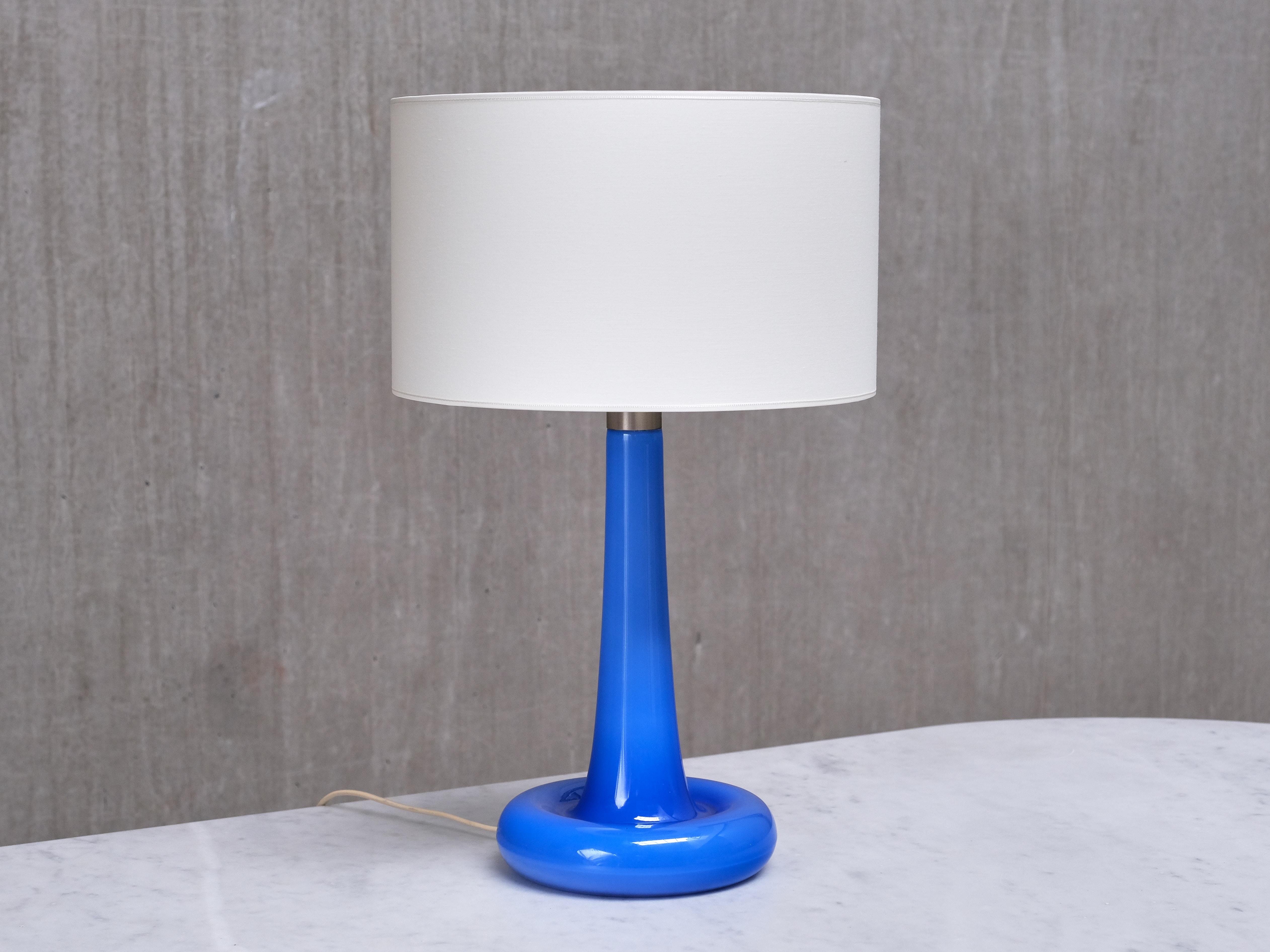 Paire de lampes de table en verre bleu Michael Bang, Holmegaard, Danemark, années 1970 en vente 2