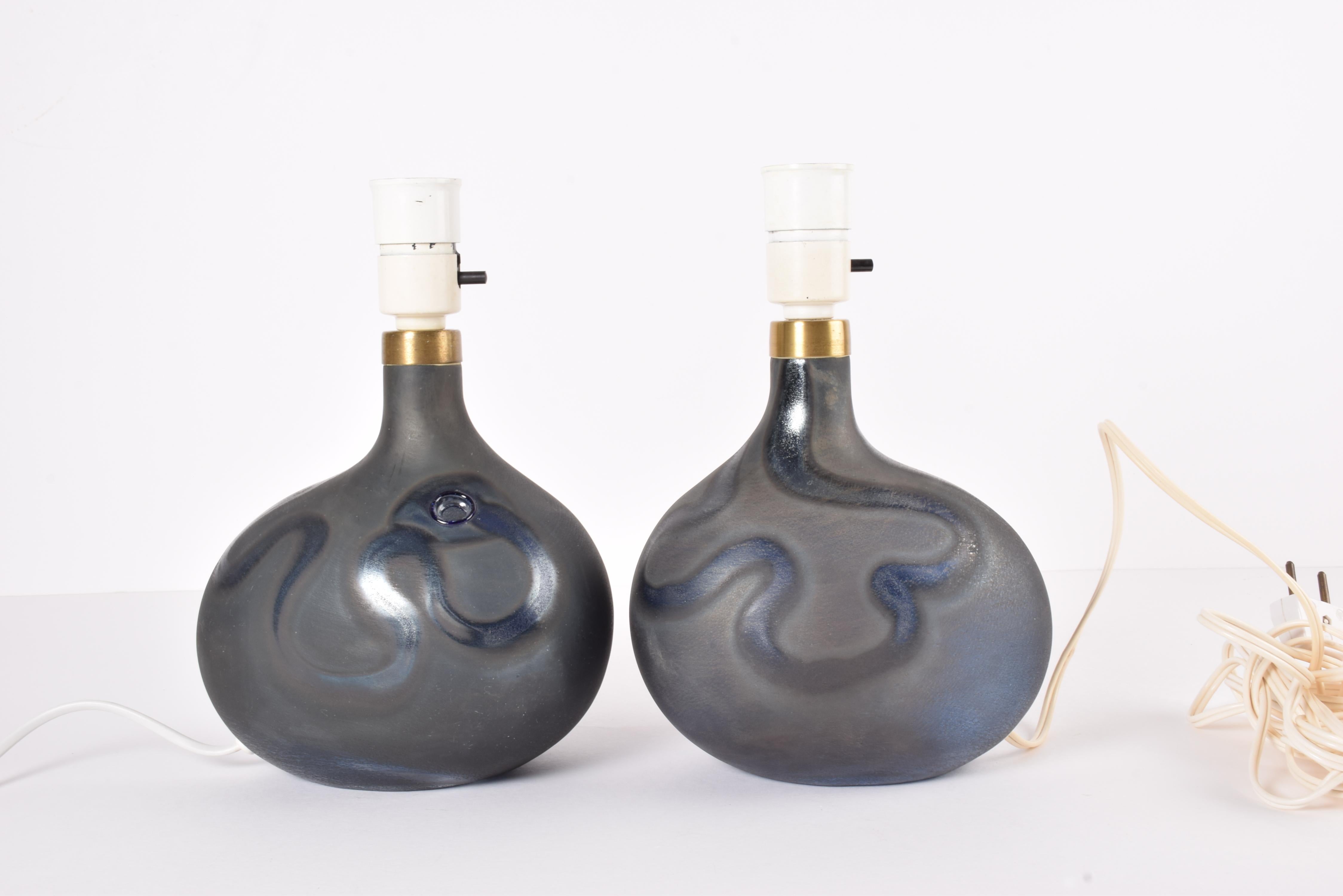Pareja de lámparas Michael Bang Holmegaard Arte escultórico Lámparas de sobremesa de cristal Azul Años 70 en venta 3