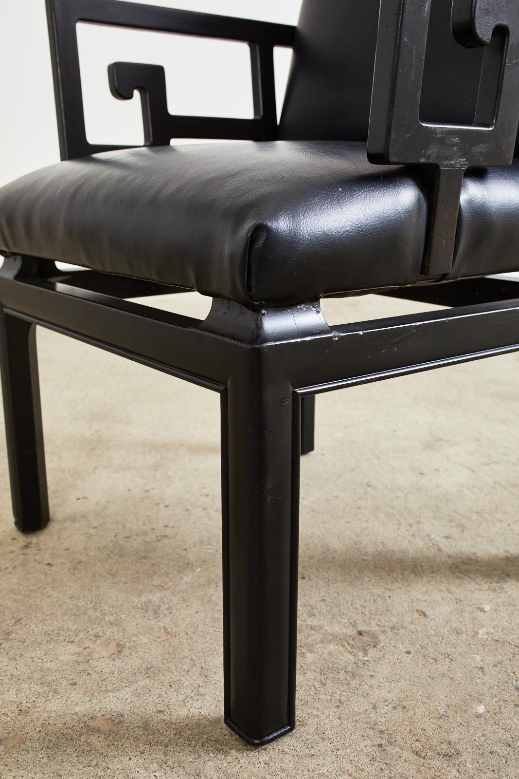 Coppia di poltrone a chiave greca della collezione Far East di Michael Taylor in vendita 3