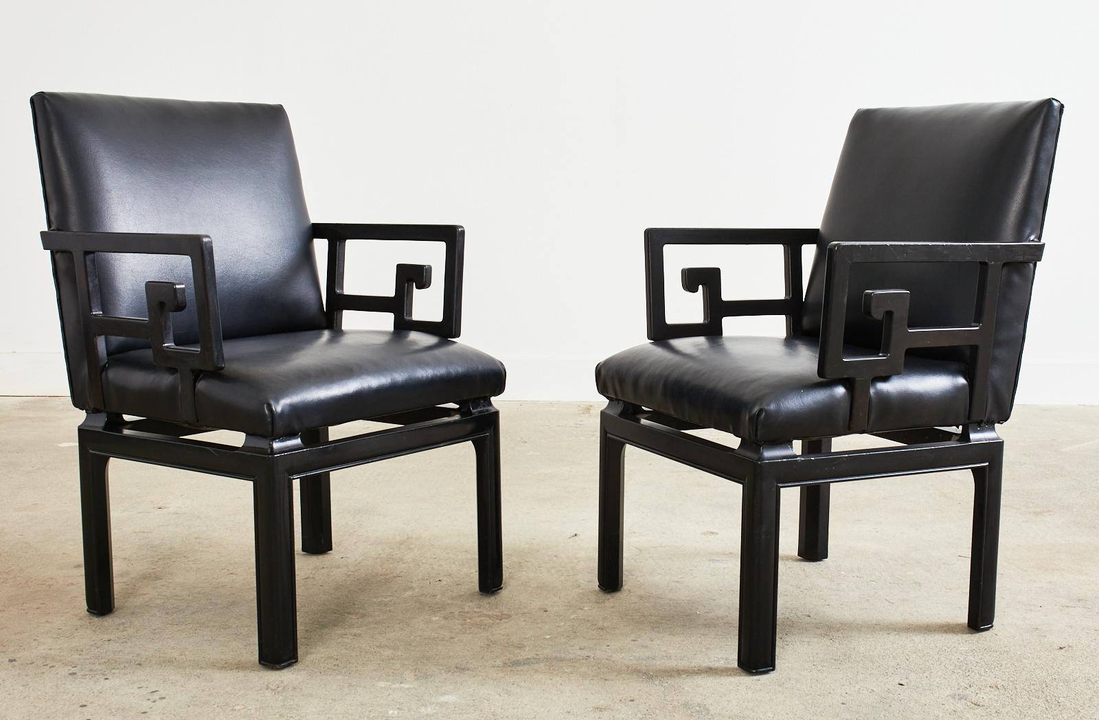 Américain Paire de fauteuils de la collection Far East de Michael Taylor en vente