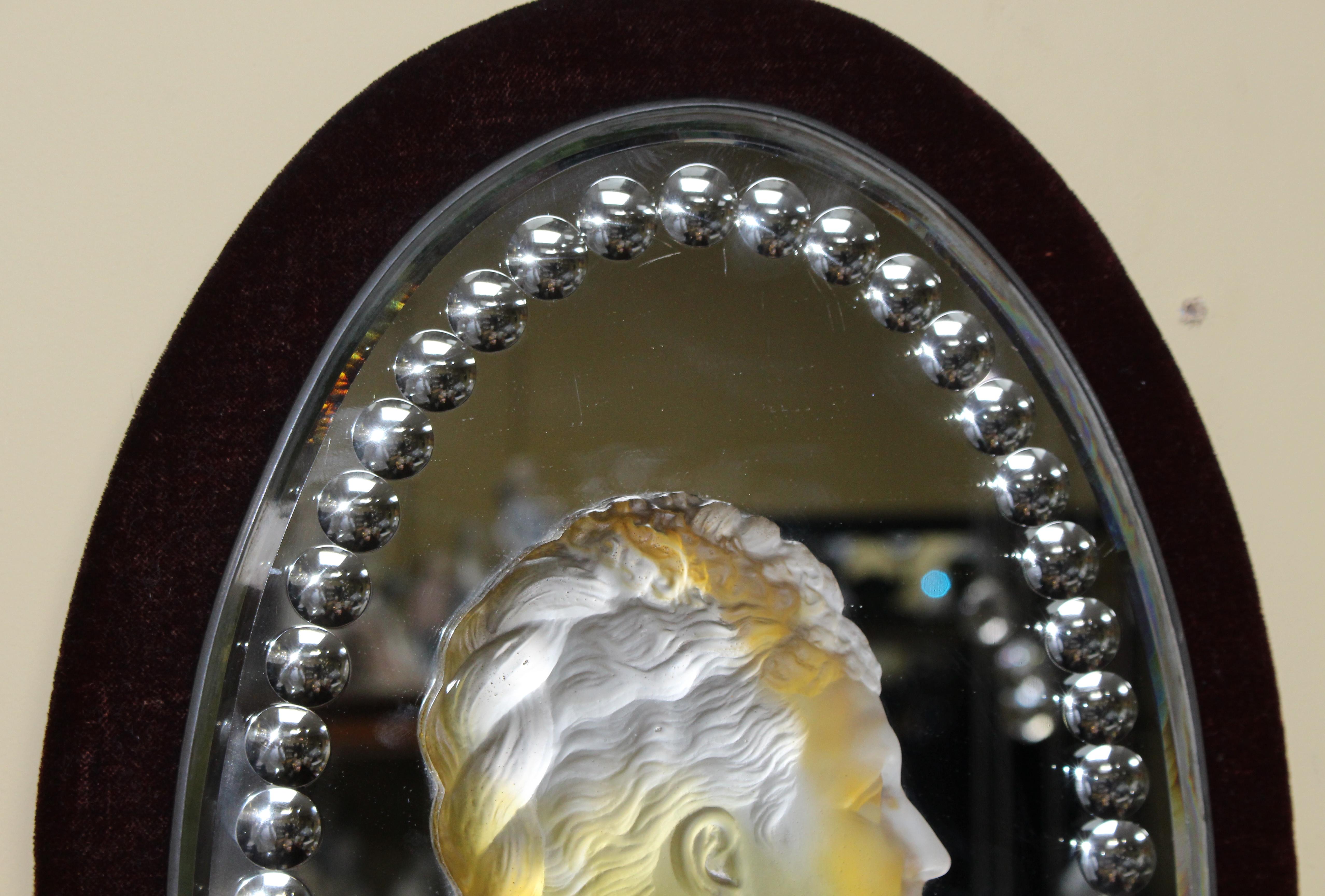 Pair of Mid 19th c. Victoria & Albert Carved Crystal Mirrored Plaques In Good Condition For Sale In Worcester, GB