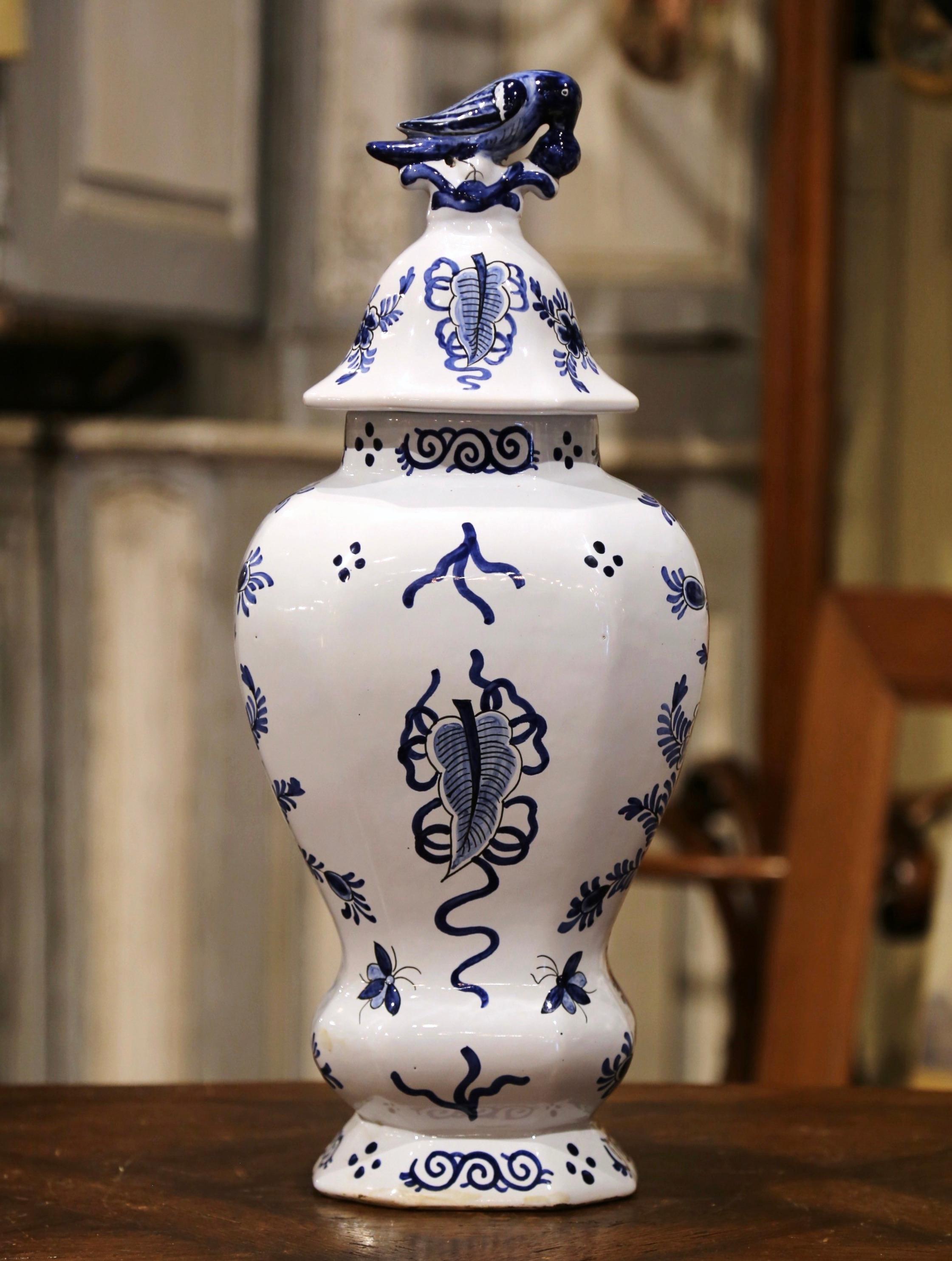 Pair of Mid-19th Century French Blue and White Faience Delft Vases with Lids 7