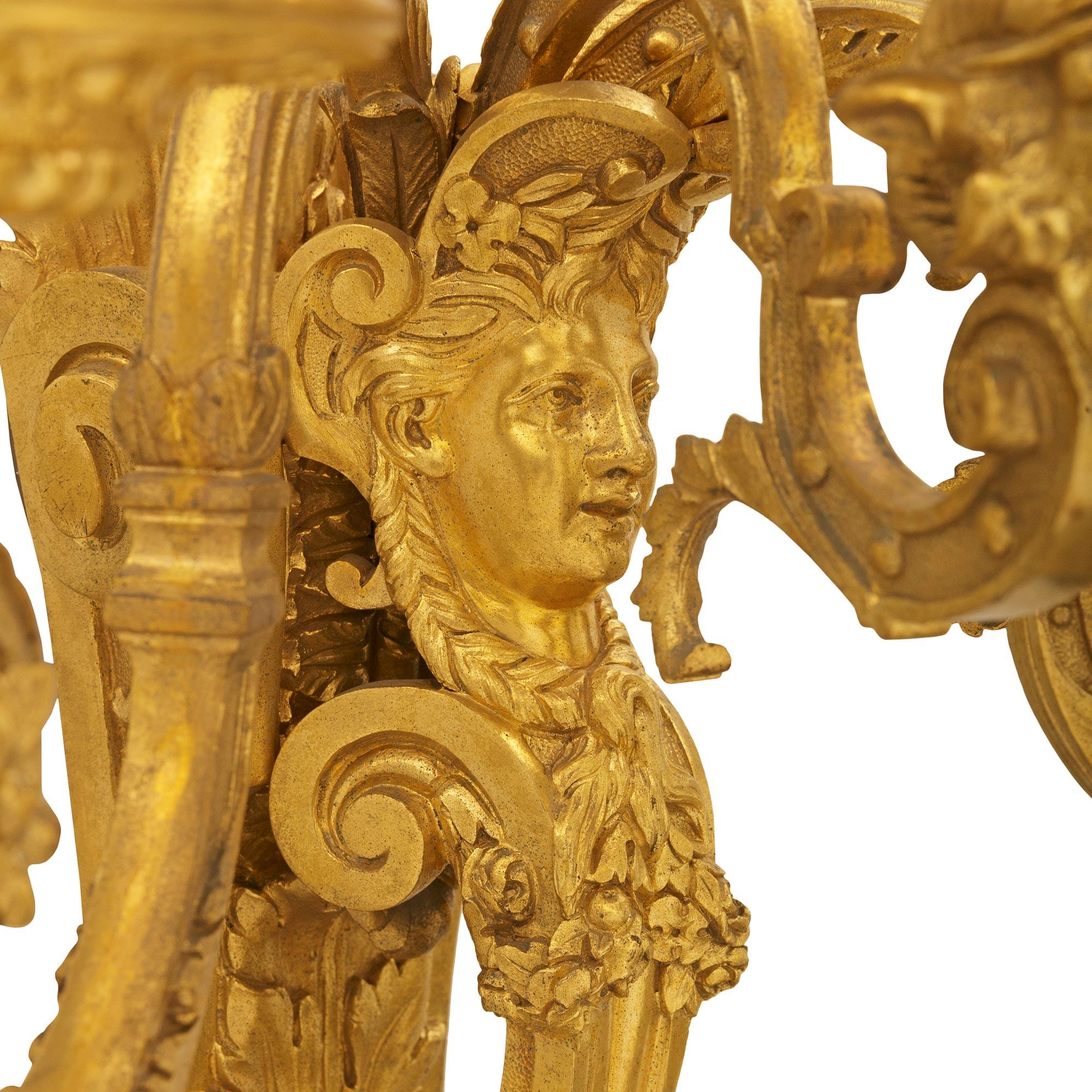 Coppia di lampade a cinque bracci in stile Luigi XIV francese della metà del 19° secolo in vendita 1