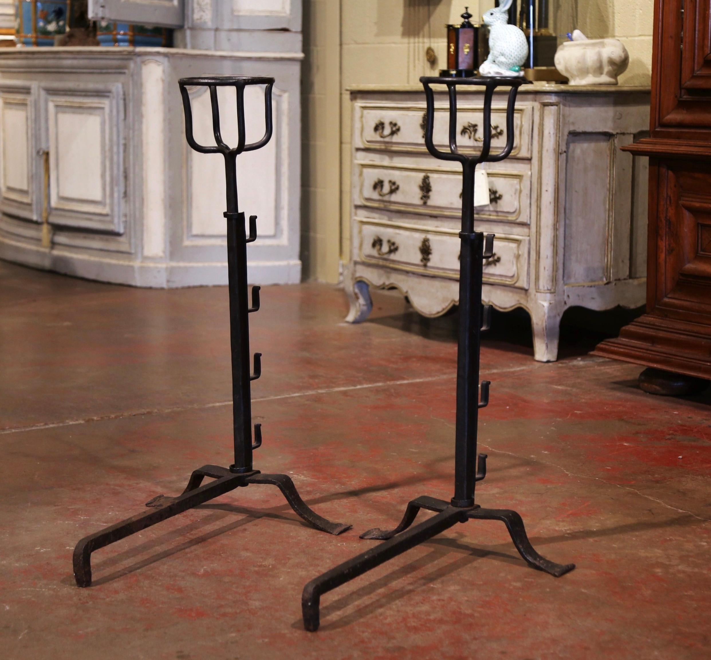 Pair of Mid-19th Century French Wrought Iron Andirons with Bowls For Sale 2