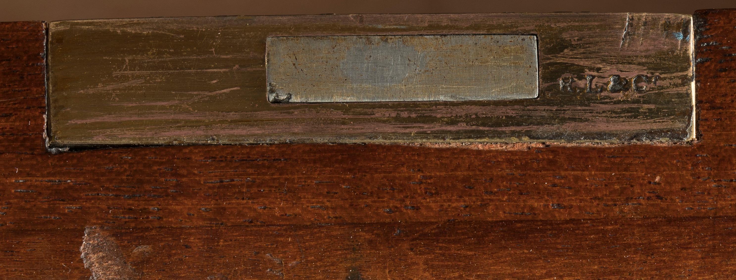 Coppia di cassettiere alte in mogano della metà del XIX secolo attribuite a Gillow in vendita 4