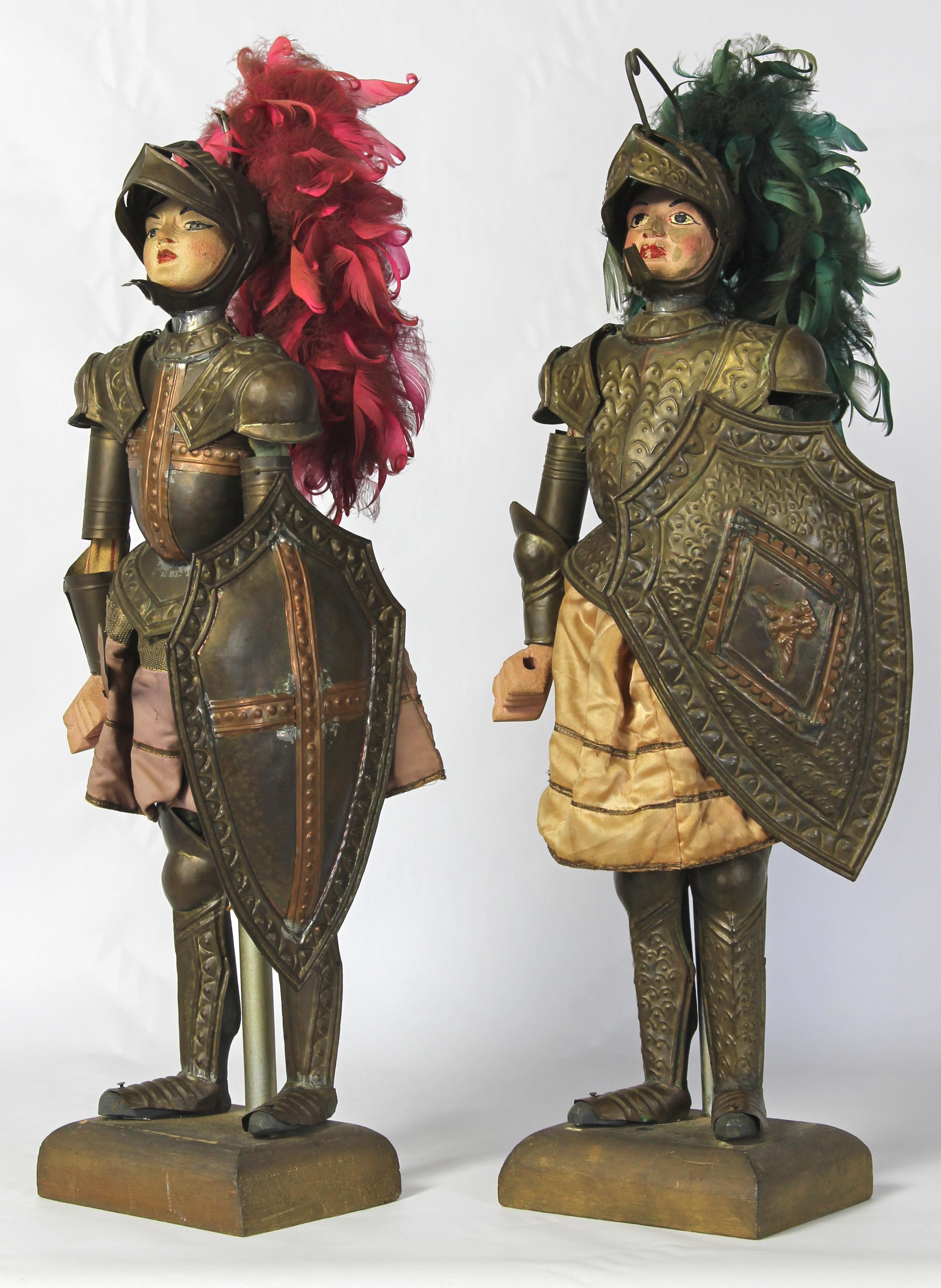 Pair of Mid-19th Century Sicilian Marionettes For Sale 3