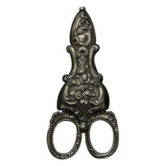 Paire de ciseaux et de fourchettes en argent du milieu du 19ème siècle, continentaux, vers 1850