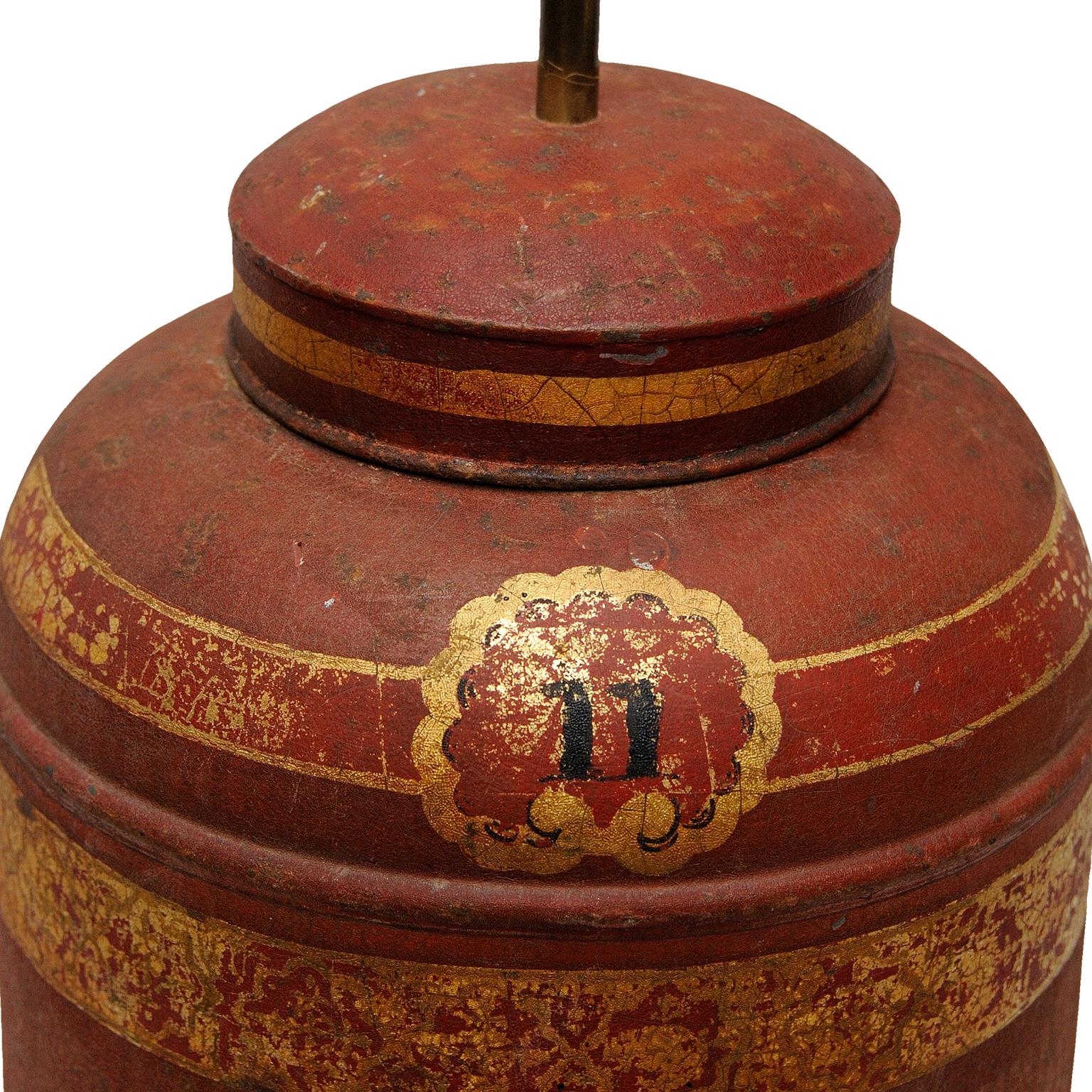 Pair of Mid-19th Century Tole Tea Canister Table Lamps, circa 1860 For Sale 2
