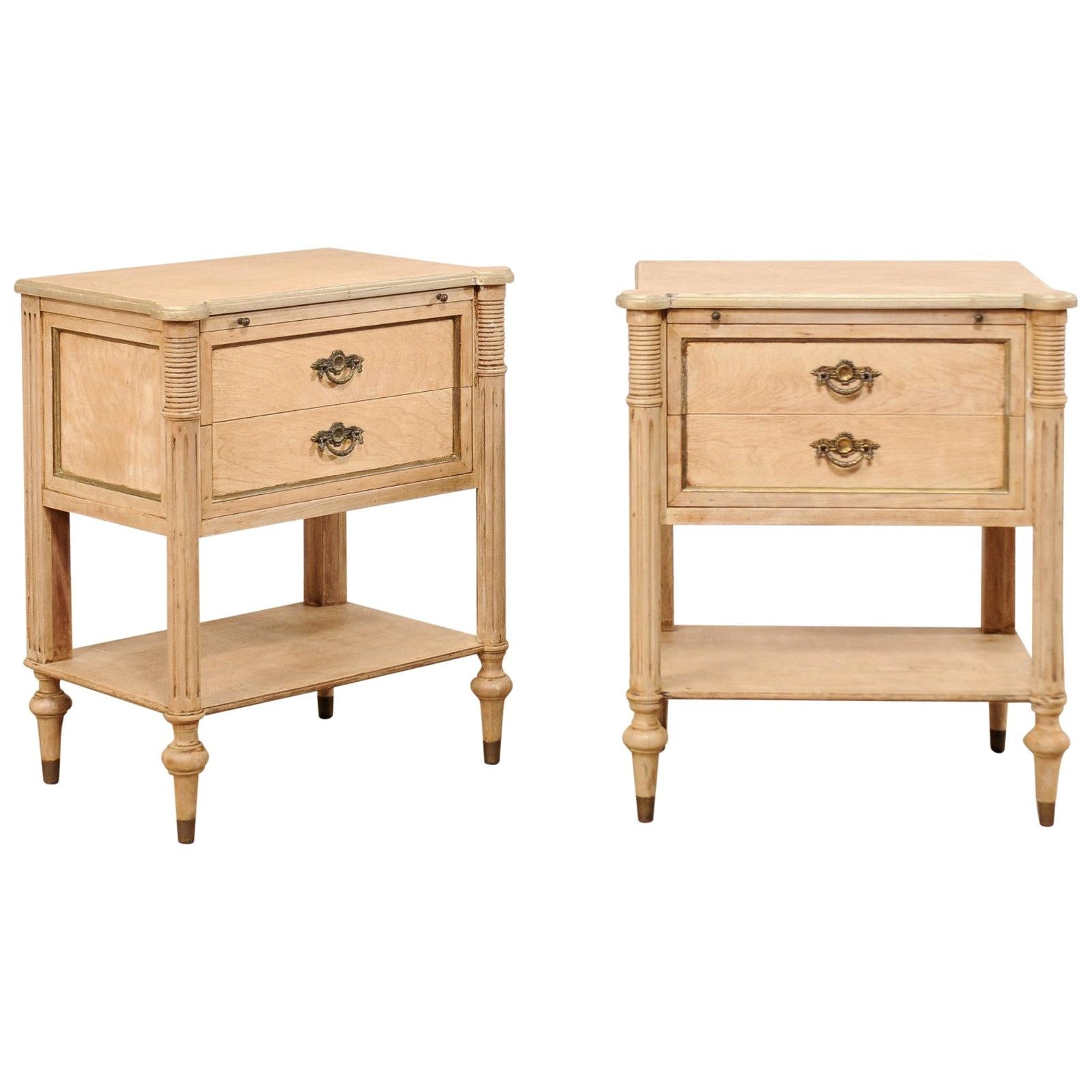 Pair of Mid20th Century American Carved Wood Nightstands at 1stDibs