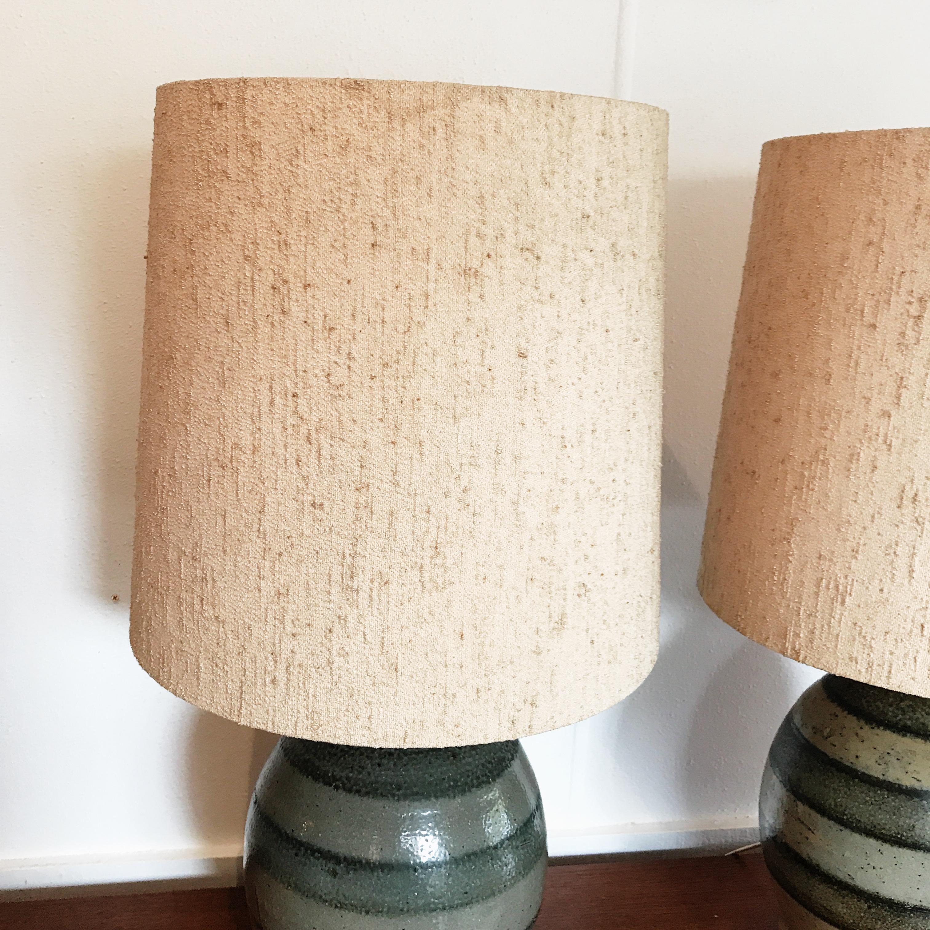 Pair of Mid-20th Century Bendigo Pottery Table Lamps with Period Textured Shades In Good Condition In Ettalong Beach, NSW