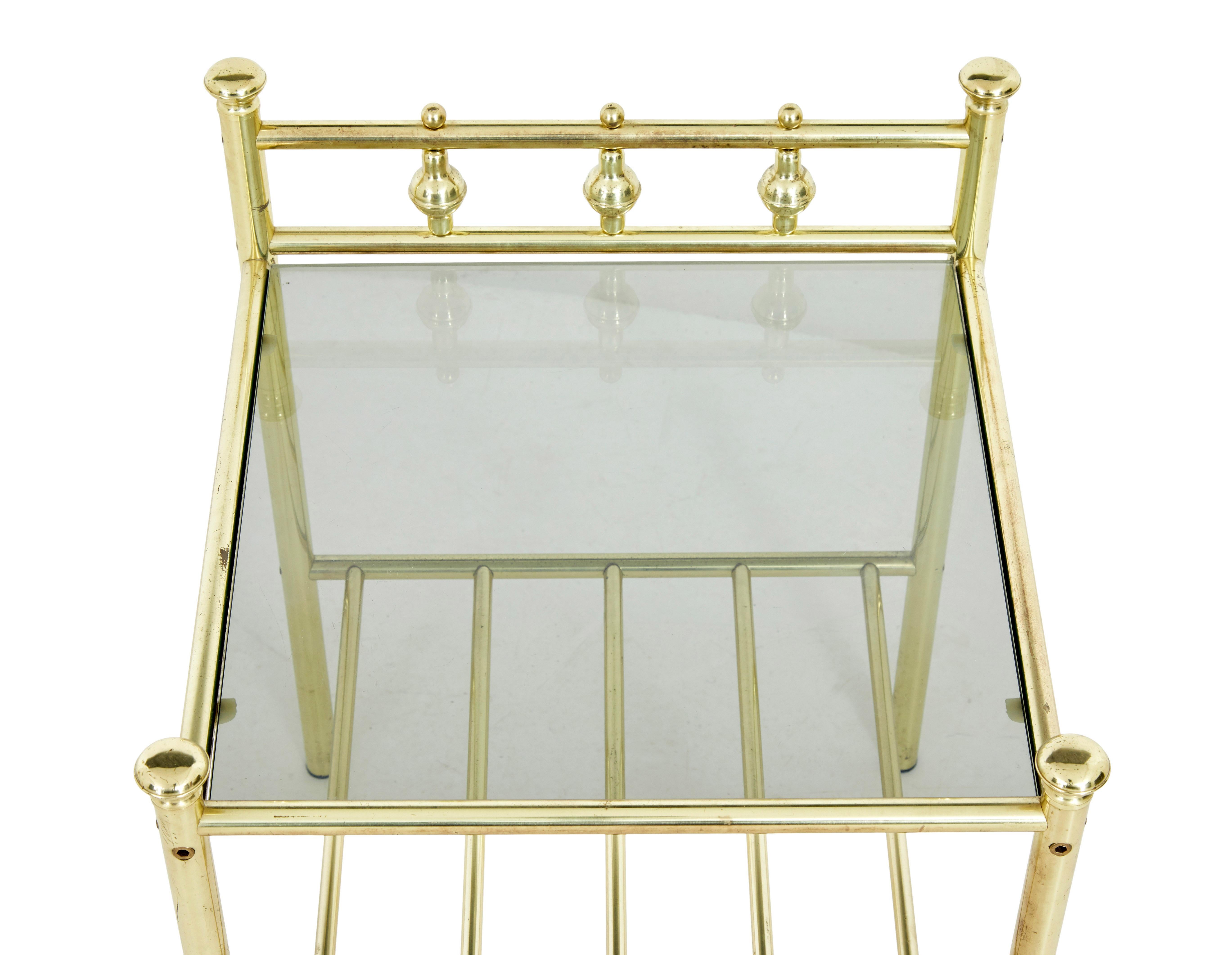 Brass Pair of mid 20th century brass and glass side tables For Sale