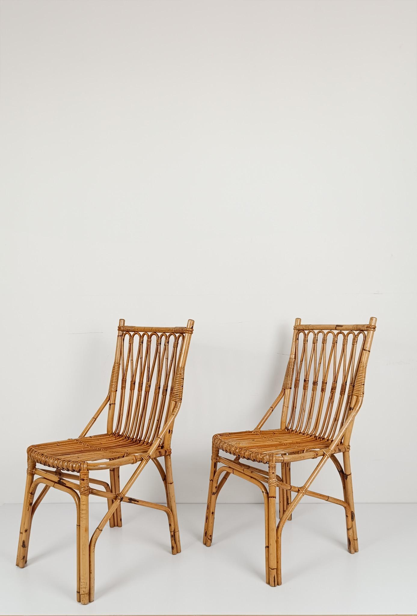 Coppia di sedie in canna e rattan della metà del XX secolo in stile Riviera italiana, anni '60 In condizioni buone in vendita a Roma, IT