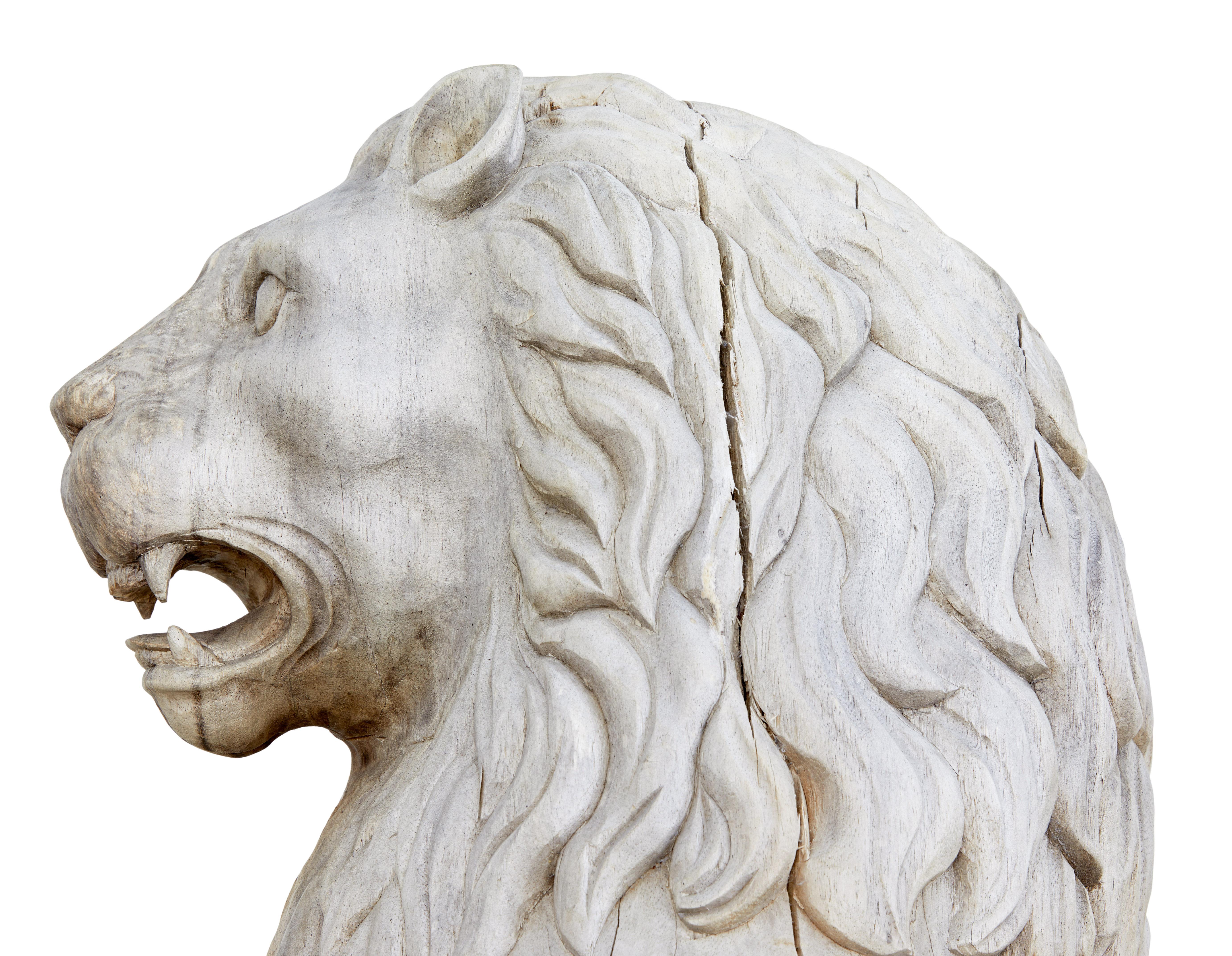 Pair of Mid-20th Century Carved Solid Wood Lions In Good Condition In Debenham, Suffolk