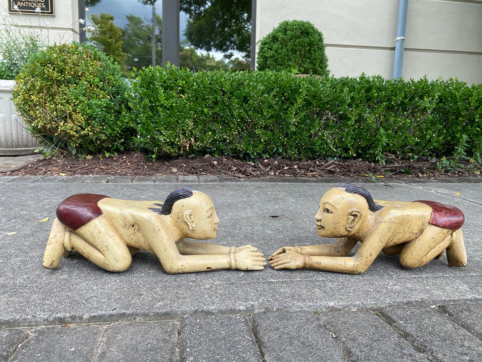 Pair of Mid-20th Century Carved Wooden Thai or Burmese Kneeling Figures For Sale 1