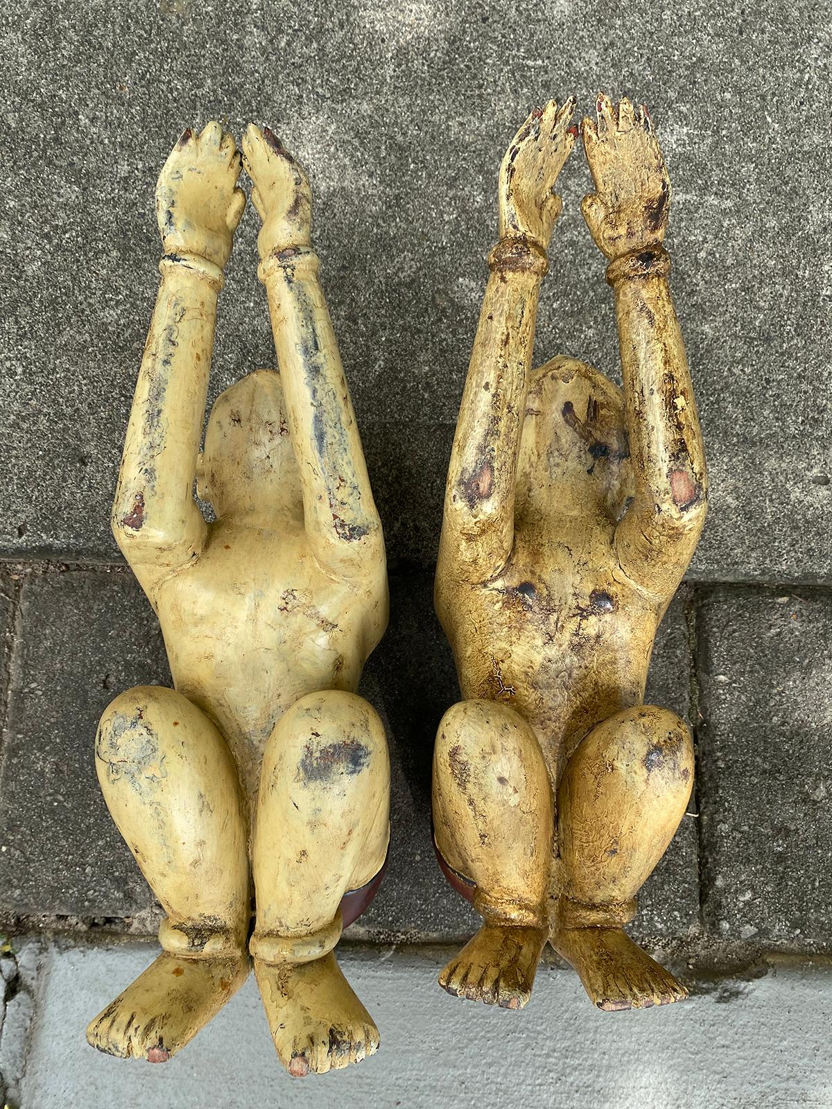 Pair of Mid-20th Century Carved Wooden Thai or Burmese Kneeling Figures For Sale 4