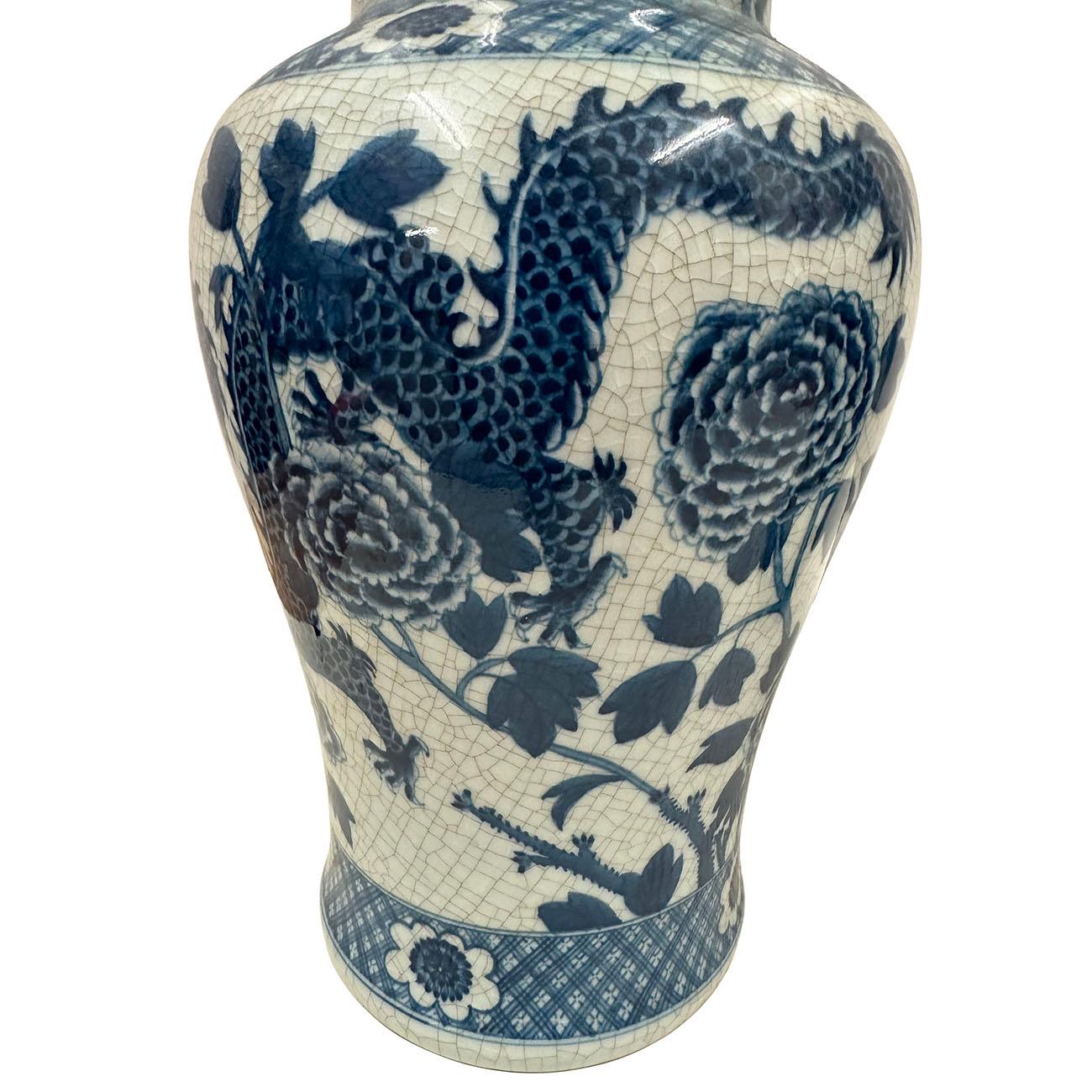 Pair of Mid-20th Century Chinese Blue and White Dragon Porcelain Vases with Lid For Sale 4