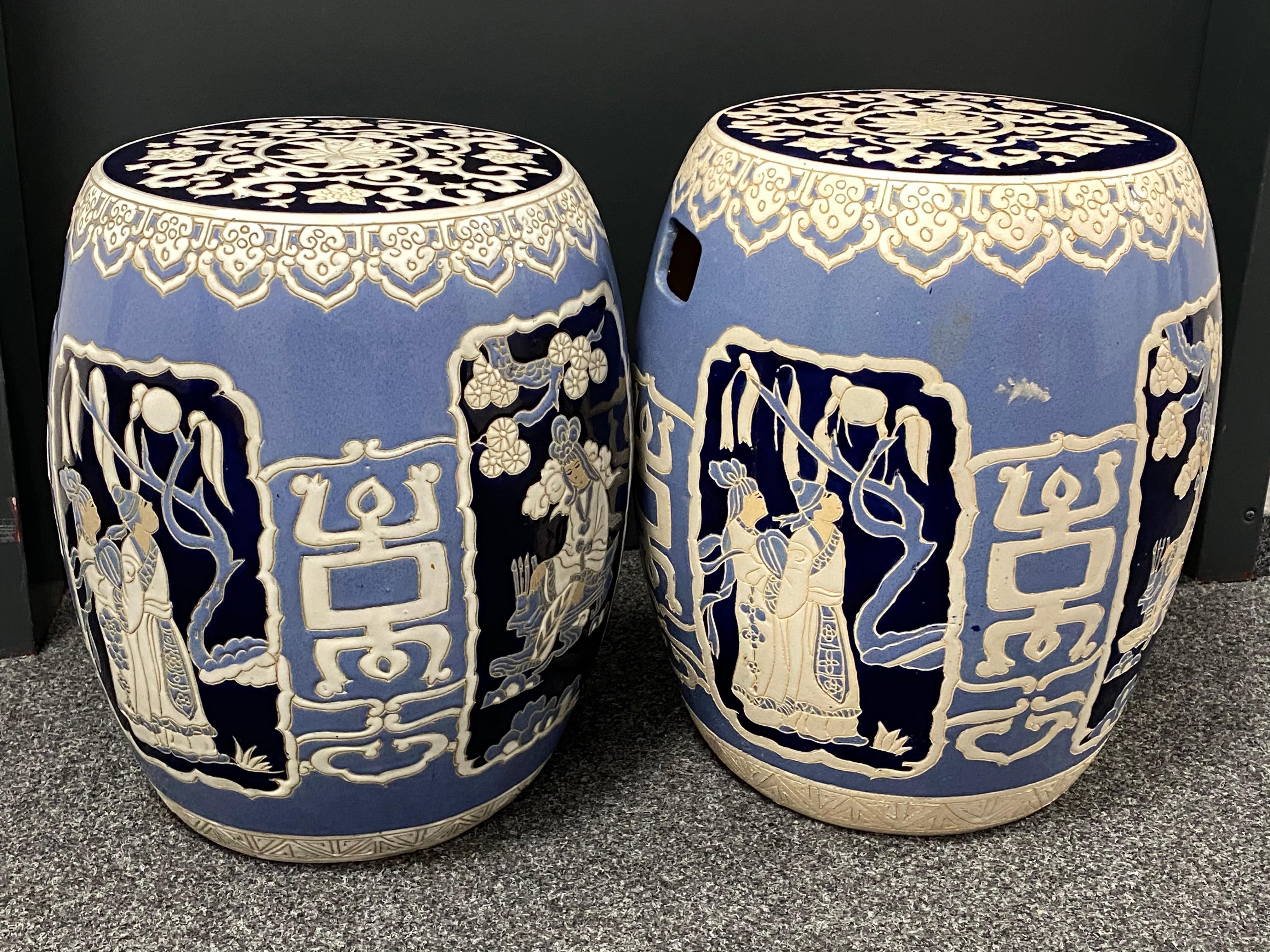 Pair of Mid-20th Century Chinoiserie Blue and White Garden Stool Flower Pot Seat In Good Condition In Nuernberg, DE