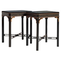 Paire de tables d'appoint Chinoiserie du milieu du 20ème siècle