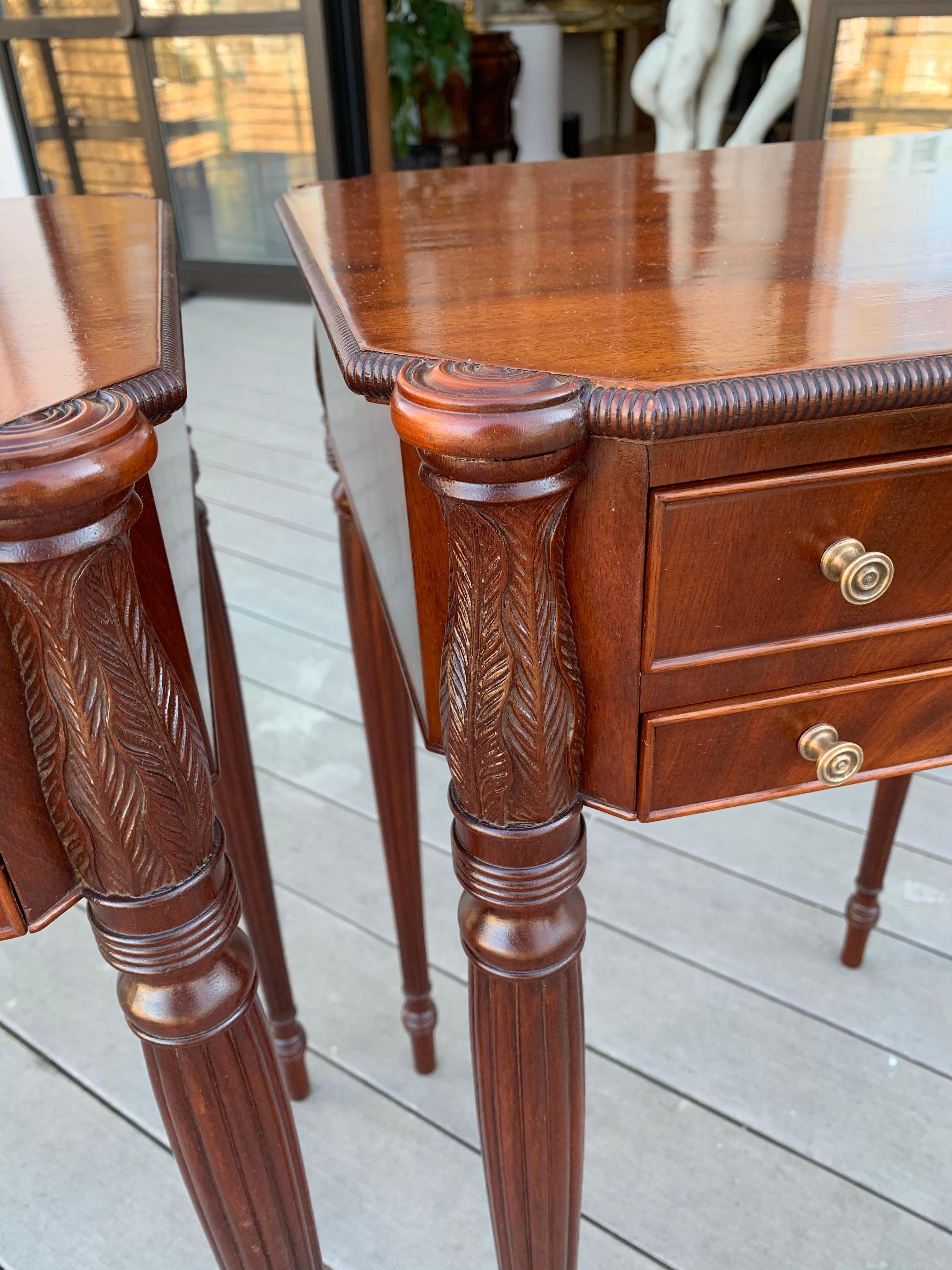 American Pair of Mid-20th Century Custom Federal End Tables in Style of Samuel McIntire